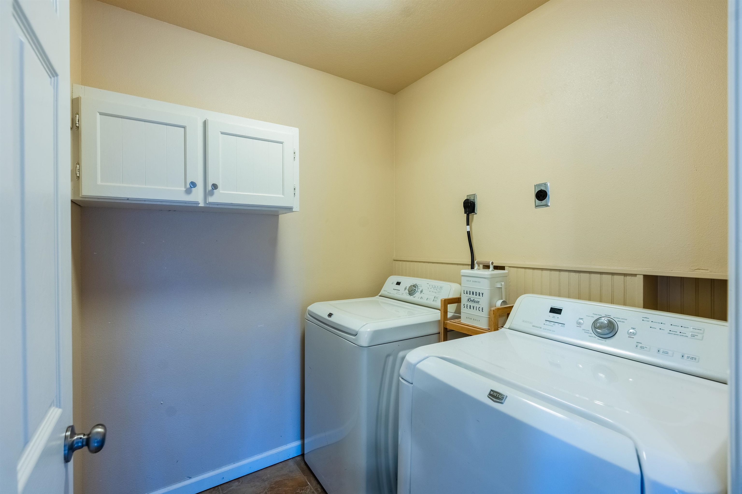CEDAR RIDGE - Residential