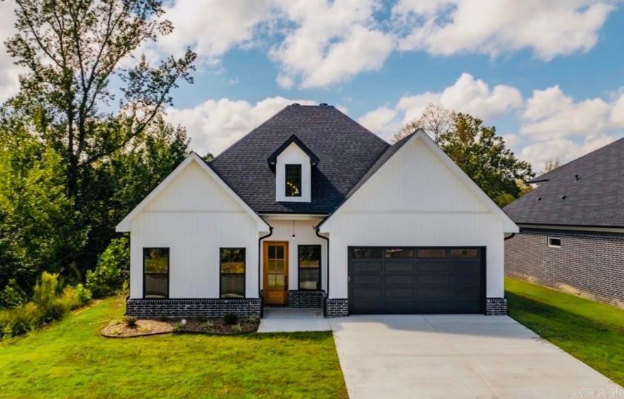 Built in 2025, this new construction home offers 3 bedrooms, 2.5 baths, and 1,940 square feet of thoughtfully designed living space. The open-concept layout and modern finishes create a comfortable and functional environment for both everyday living and entertaining. Built with modern systems and energy-efficient features designed for comfort and convenience. Located in the Jacob’s Corner subdivision in Alexander, with easy access to Bryant schools, shopping, dining, and major commuter routes. This move-in-ready home is ready to be seen.