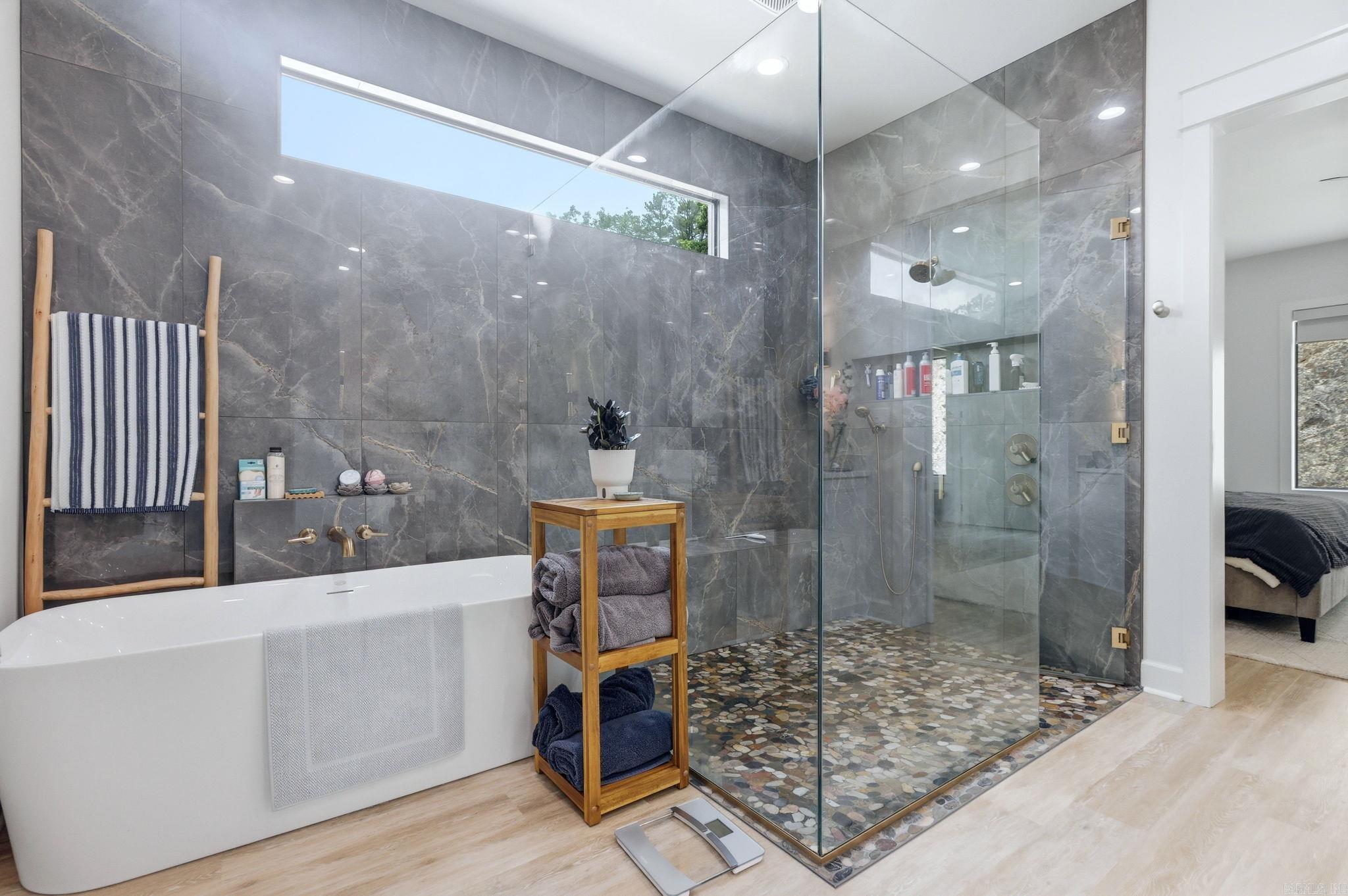 CHENAL VALLEY CALION COURT - Residential