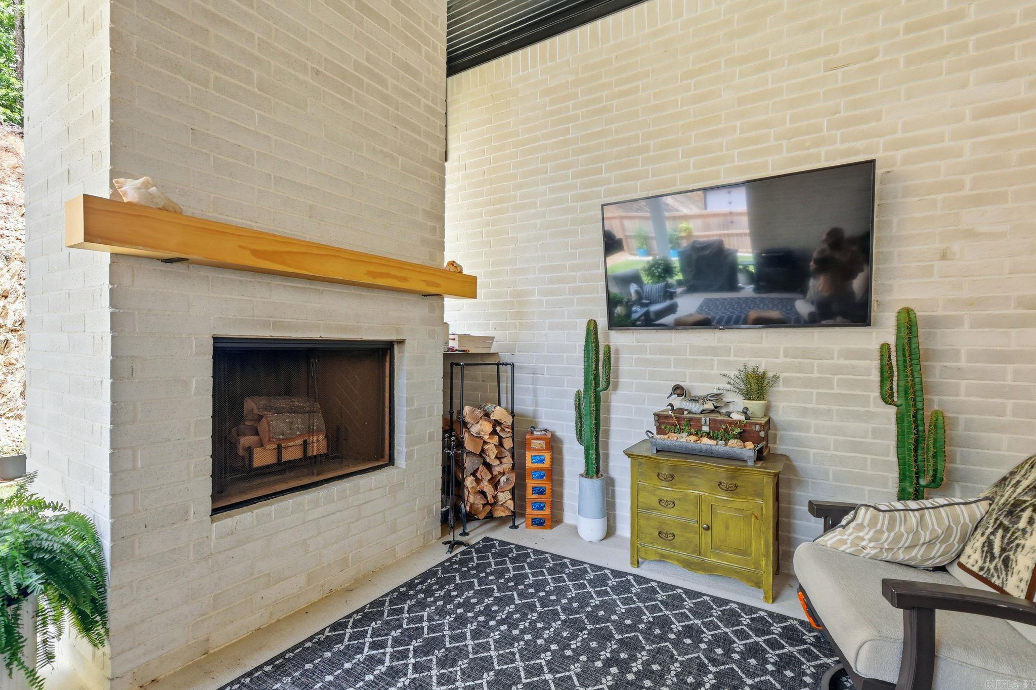 CHENAL VALLEY CALION COURT - Residential