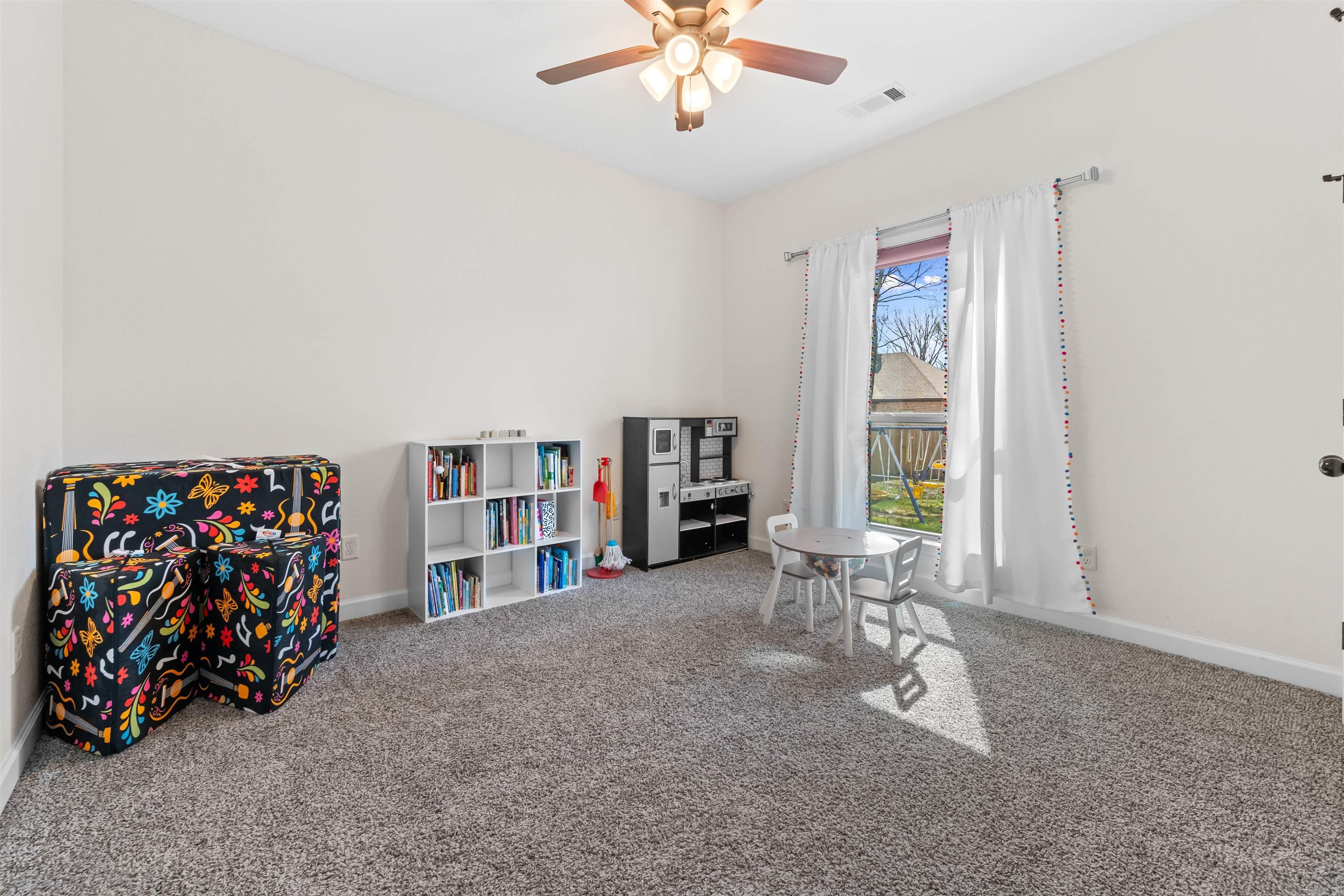 HIDDEN VALLEY ESTATES - Residential