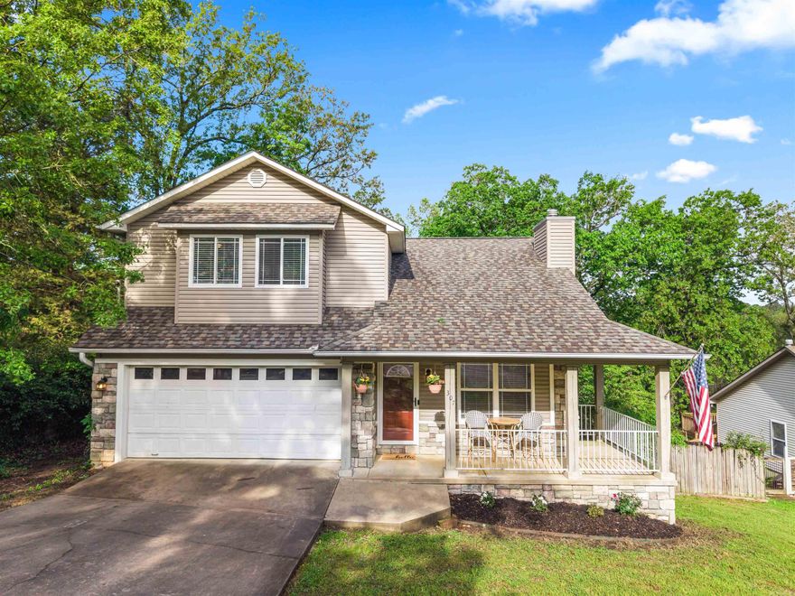 Opportunity awaits at 307 Bellaire, located in the desirable Lakeside School District. This 4-bedroom, 2.5-bath home offers a spacious layout with a primary suite on the main level, a cozy fireplace, and a two-car garage. Outside, you’ll find a fenced backyard with plenty of room to create your own private retreat.  This property is priced accordingly to reflect its current condition and presents a great chance for buyers looking to update and add value. With solid bones and a functional floor plan, this home is ready for a glow up!  If you’ve been searching for a home with potential in a sought-after area, this is one you won’t want to miss.