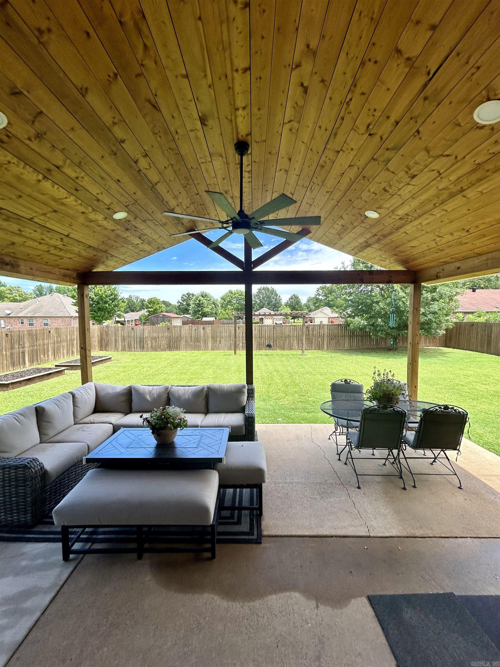 Spring Meadow - Residential