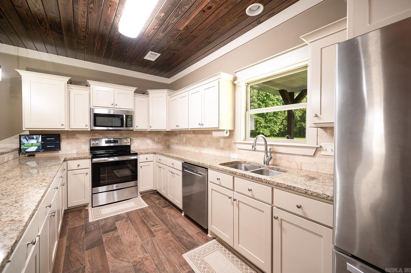 SANDY CREEK ADDITION - Residential