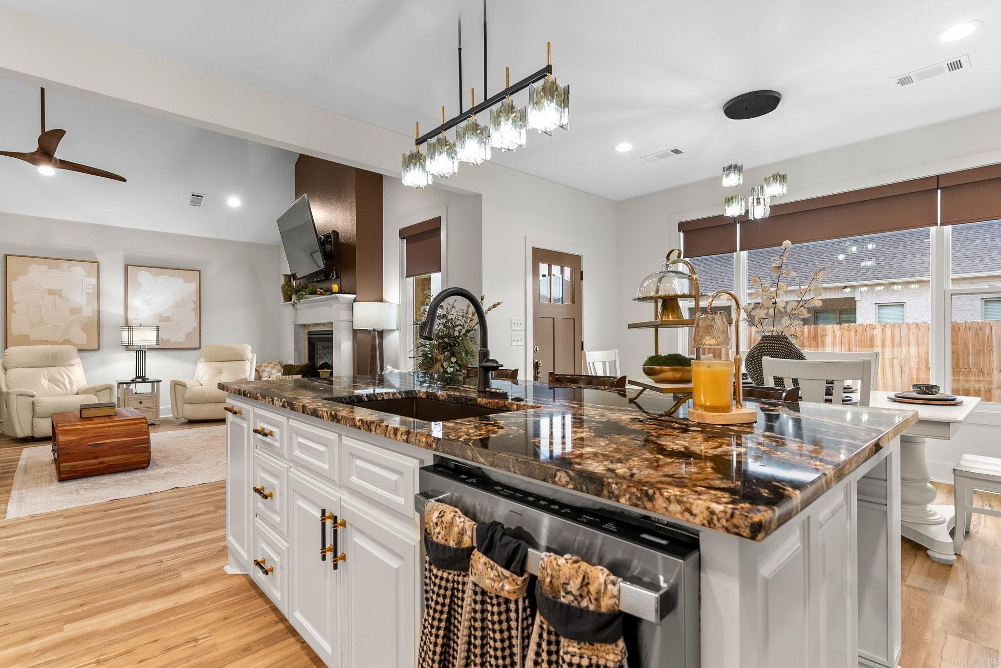 EAST MEADOW - Residential