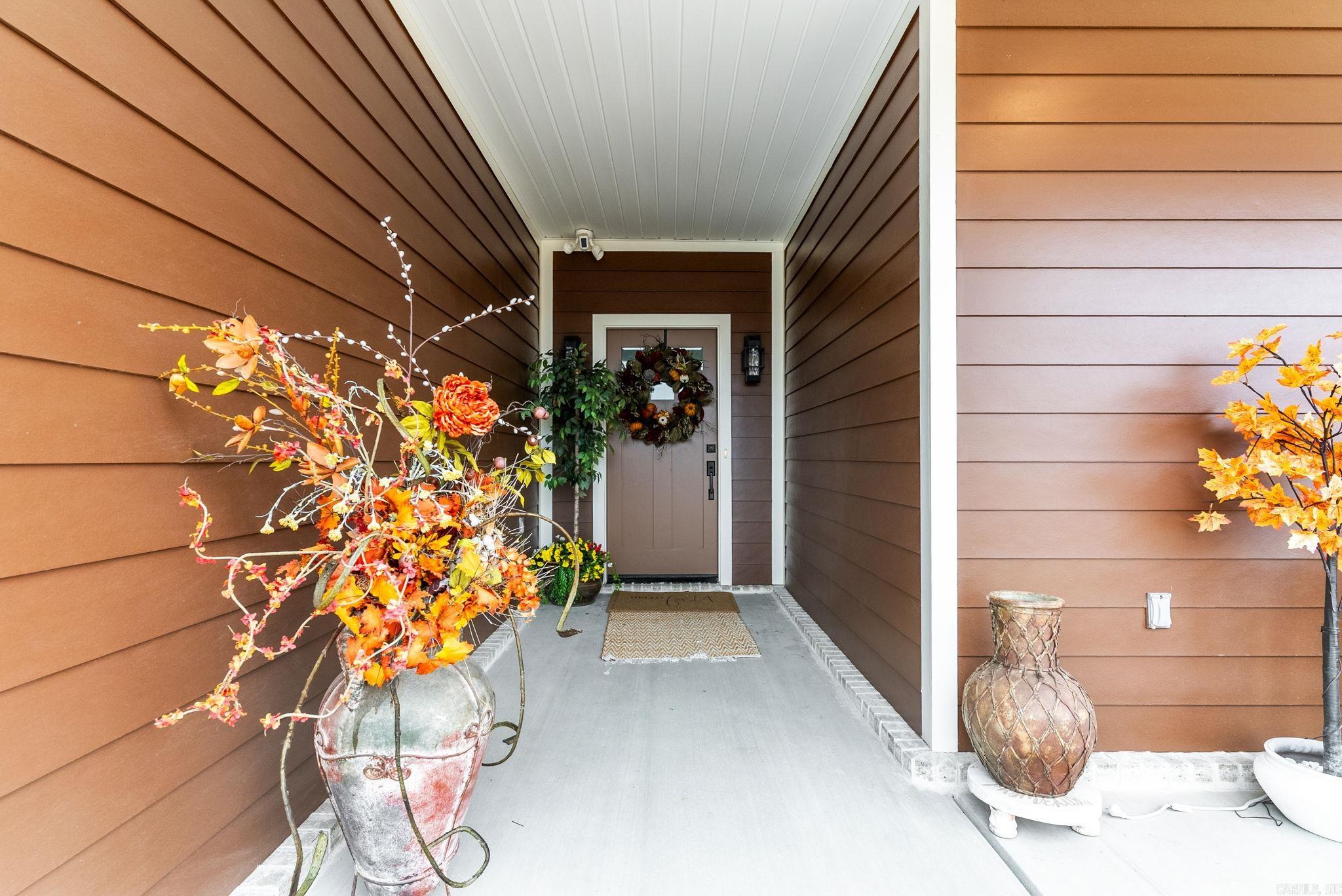 EAST MEADOW - Residential