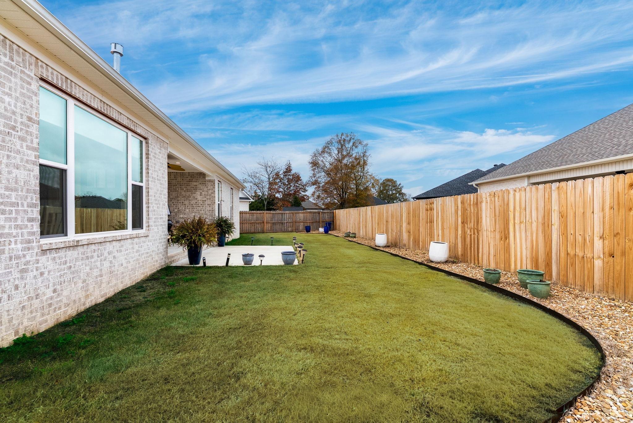 EAST MEADOW - Residential