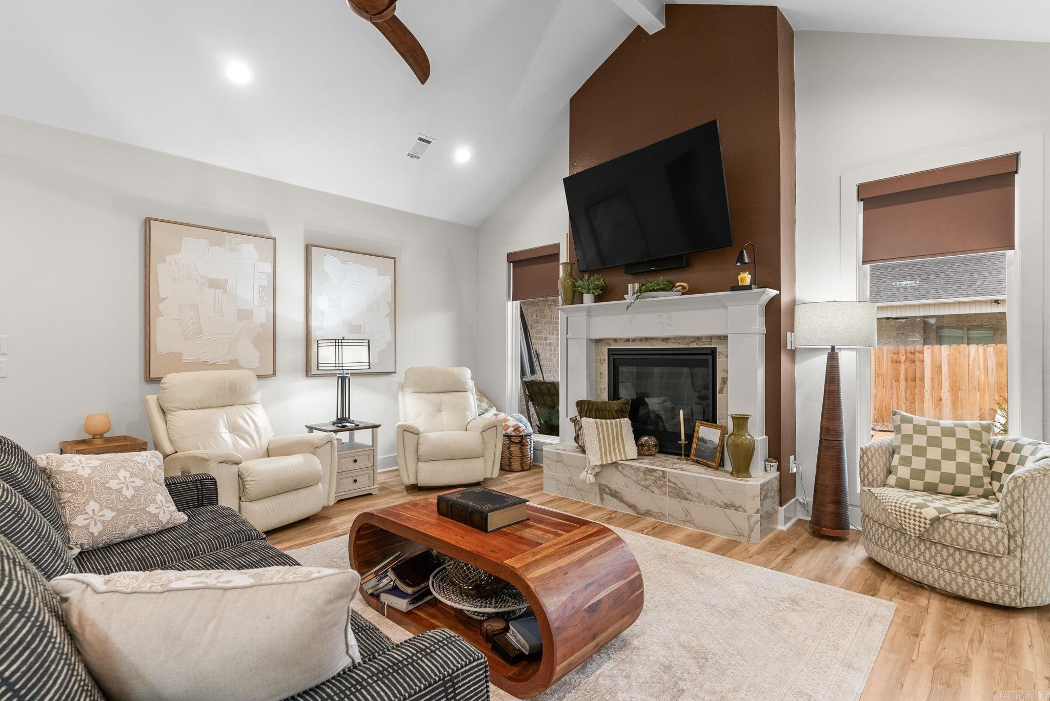 EAST MEADOW - Residential