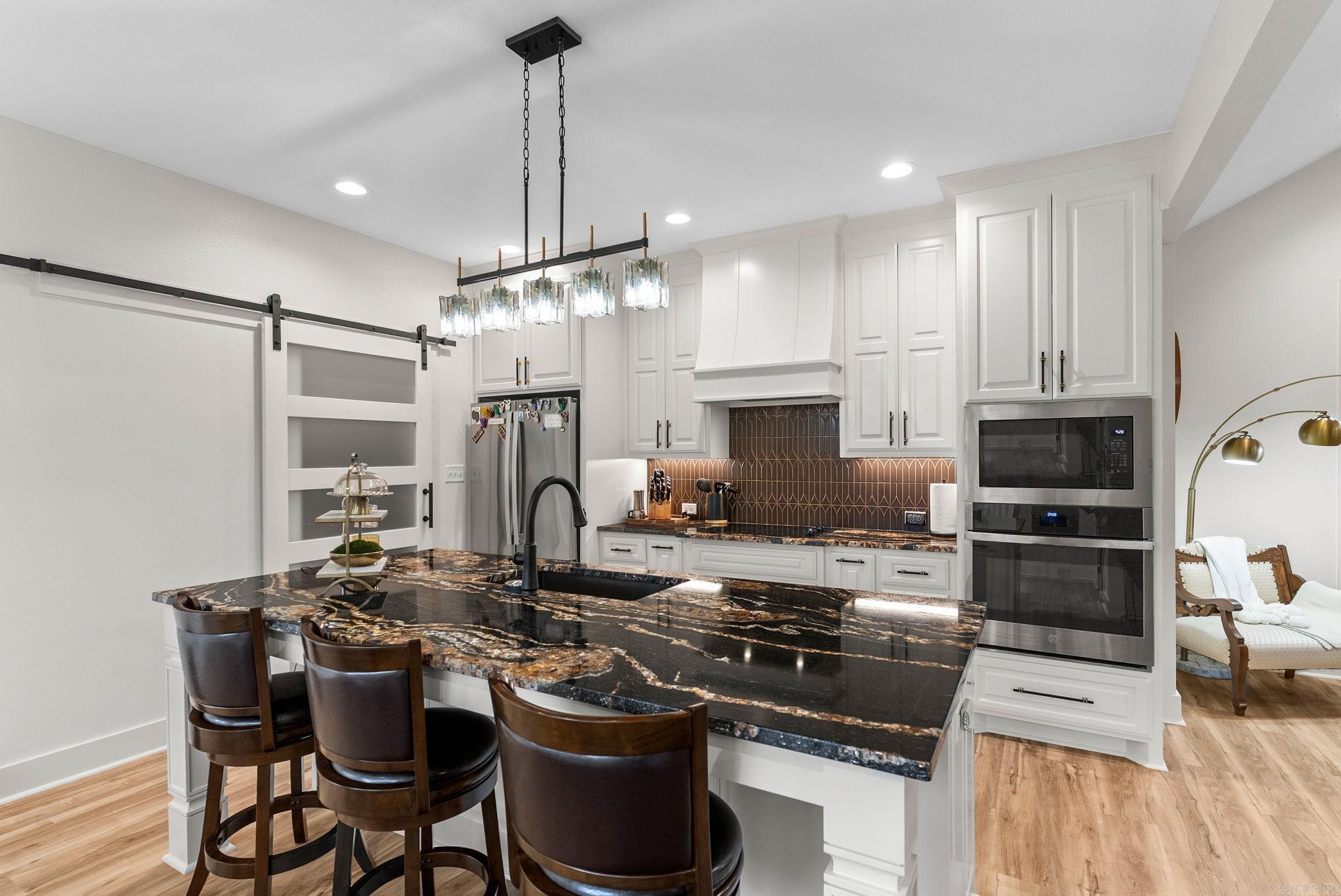 EAST MEADOW - Residential