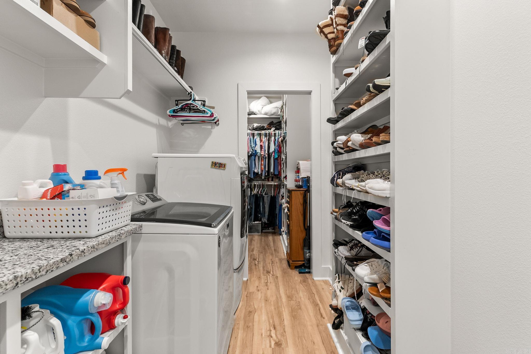 EAST MEADOW - Residential