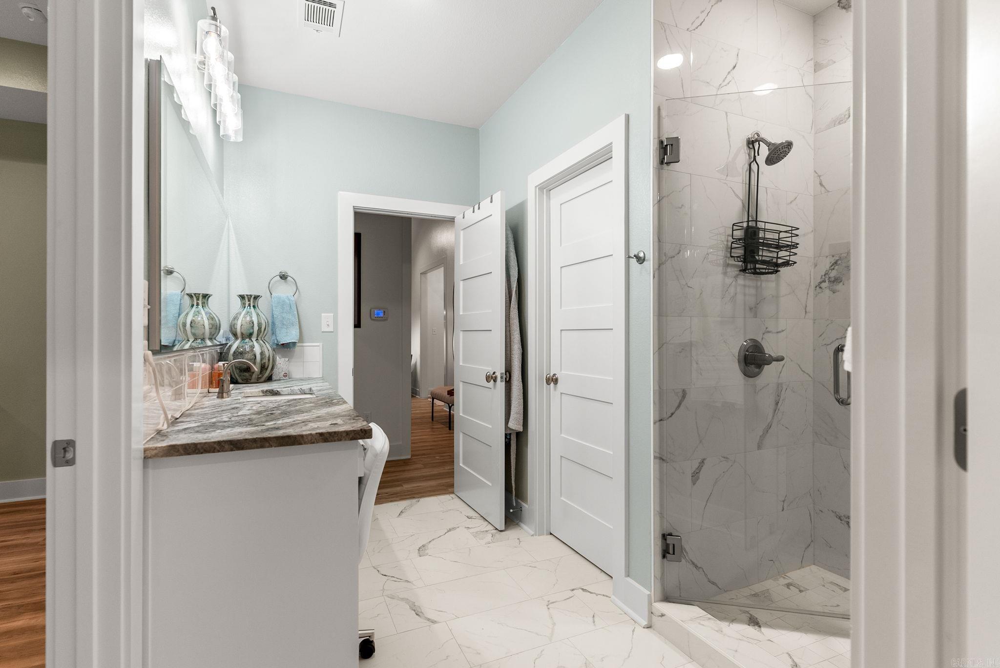 EAST MEADOW - Residential