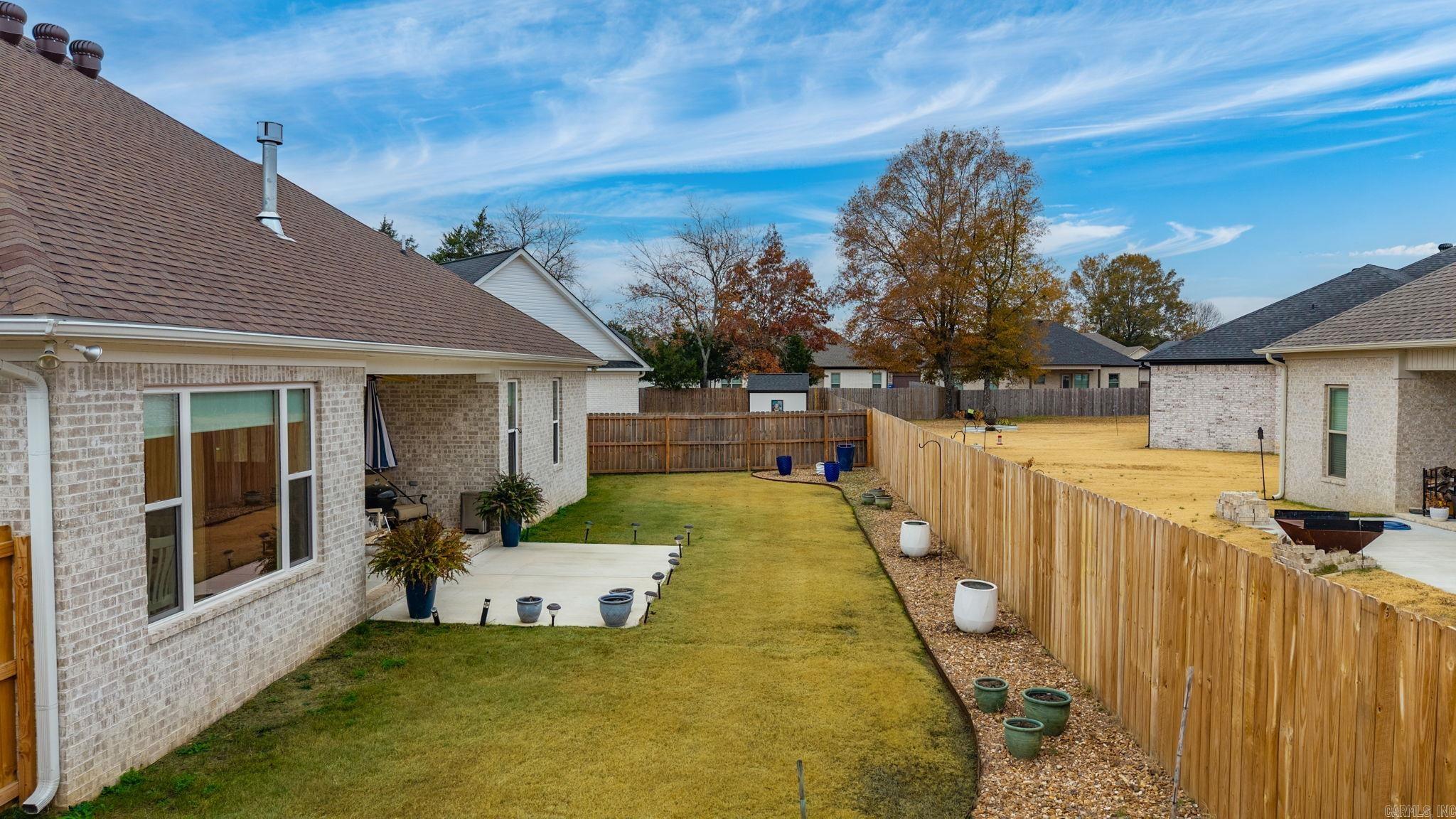 EAST MEADOW - Residential