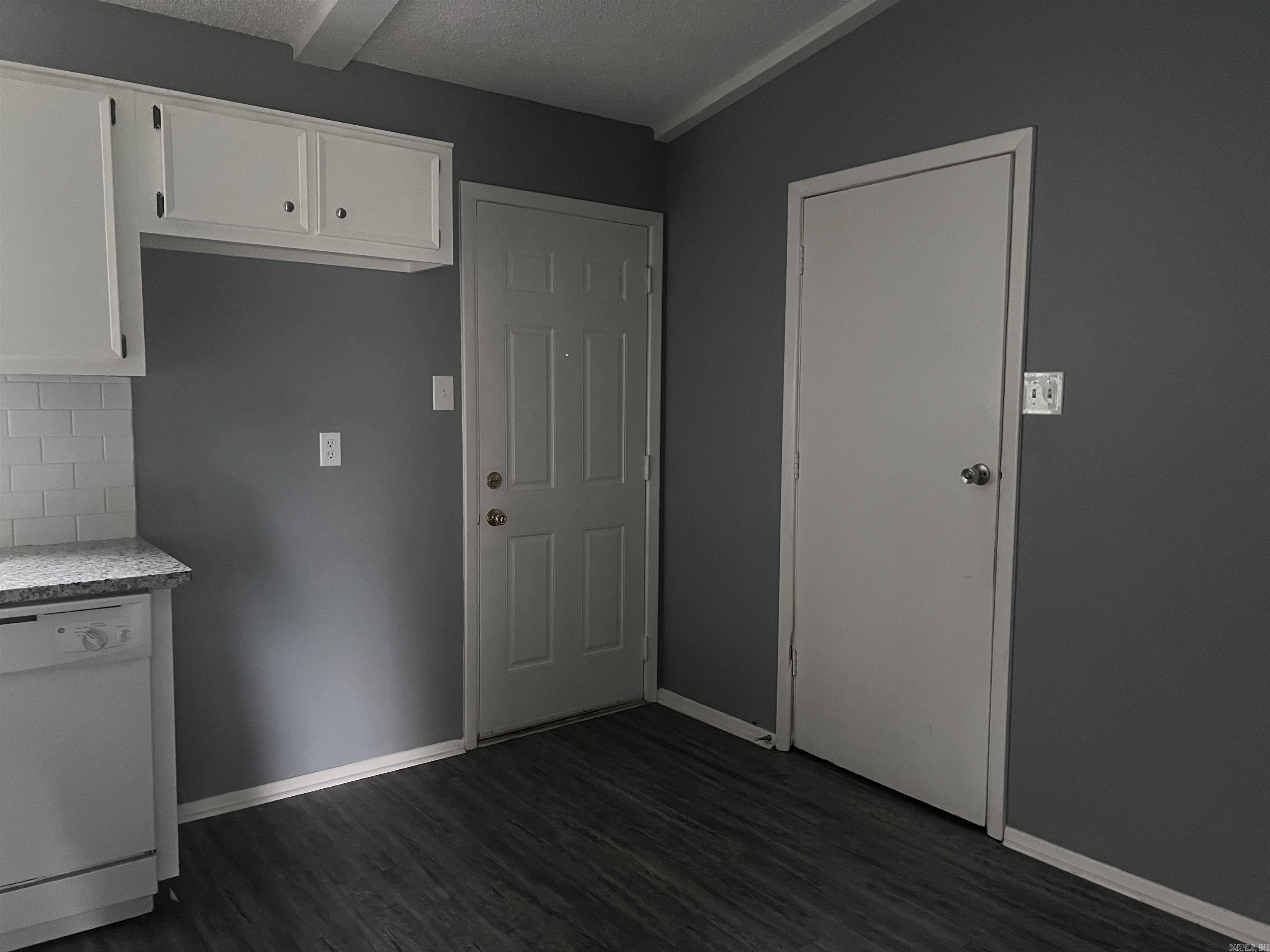 South Briarfield - Residential Lease