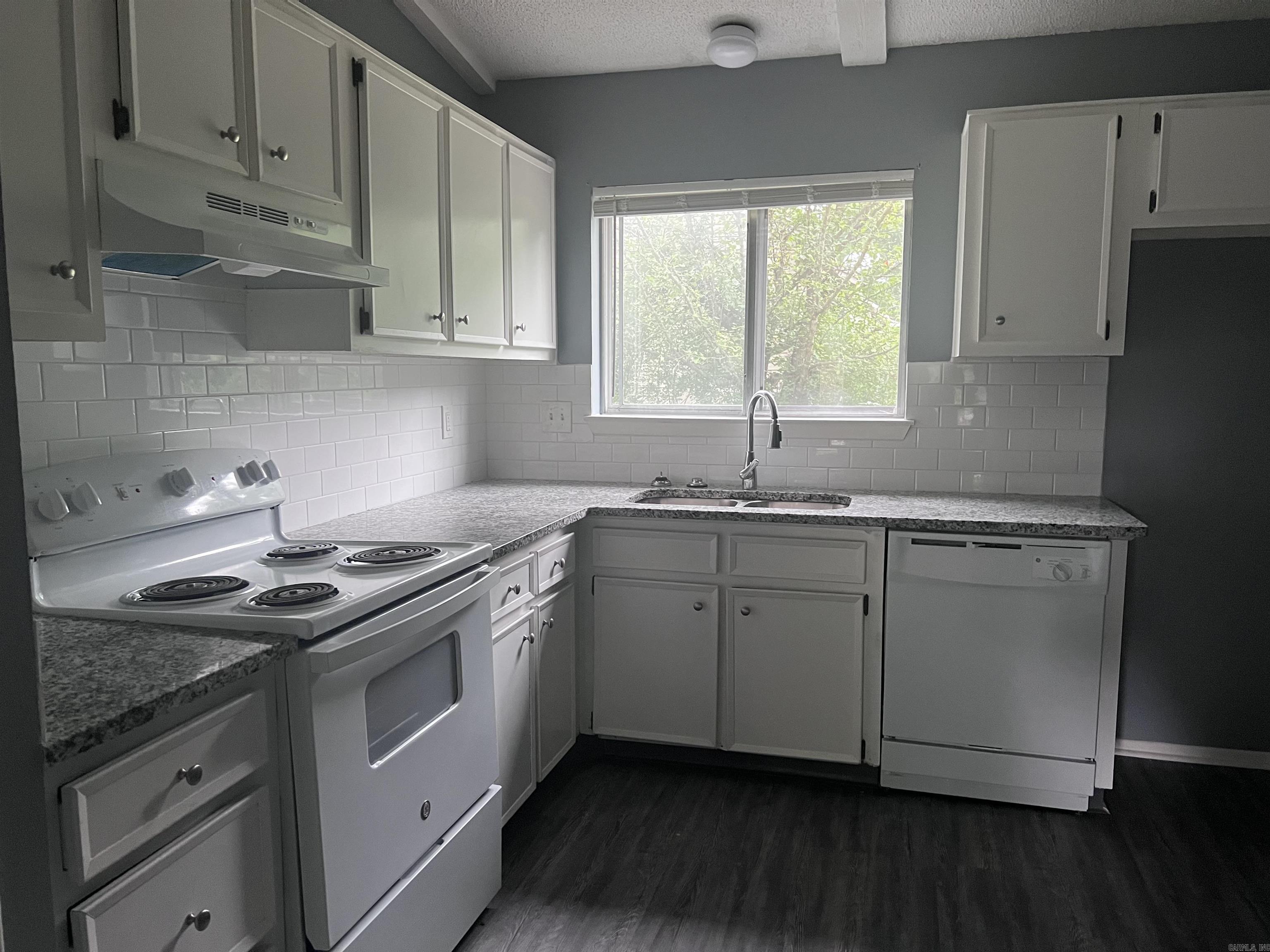 South Briarfield - Residential Lease