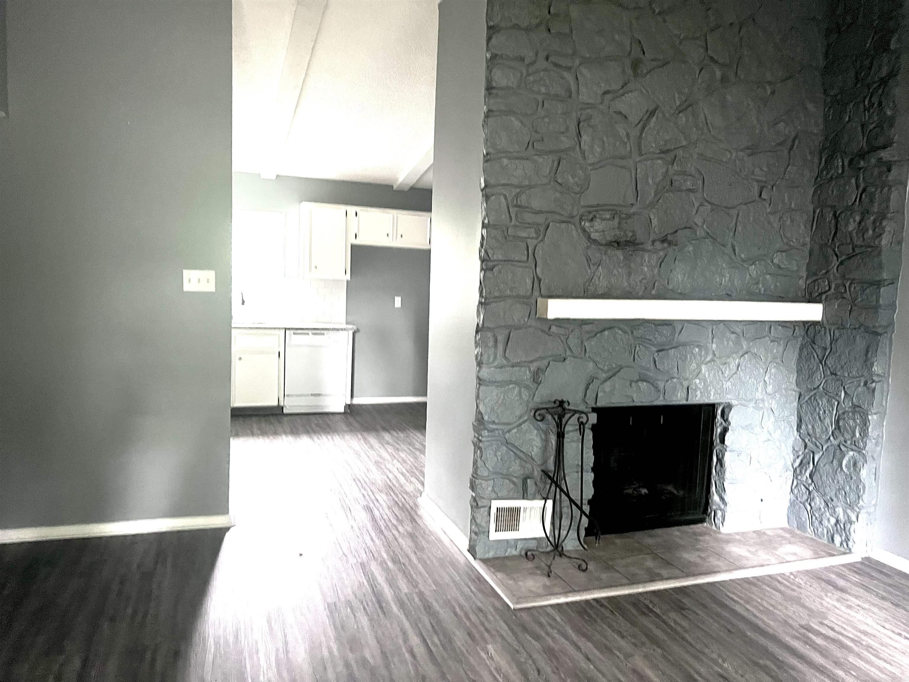 South Briarfield - Residential Lease