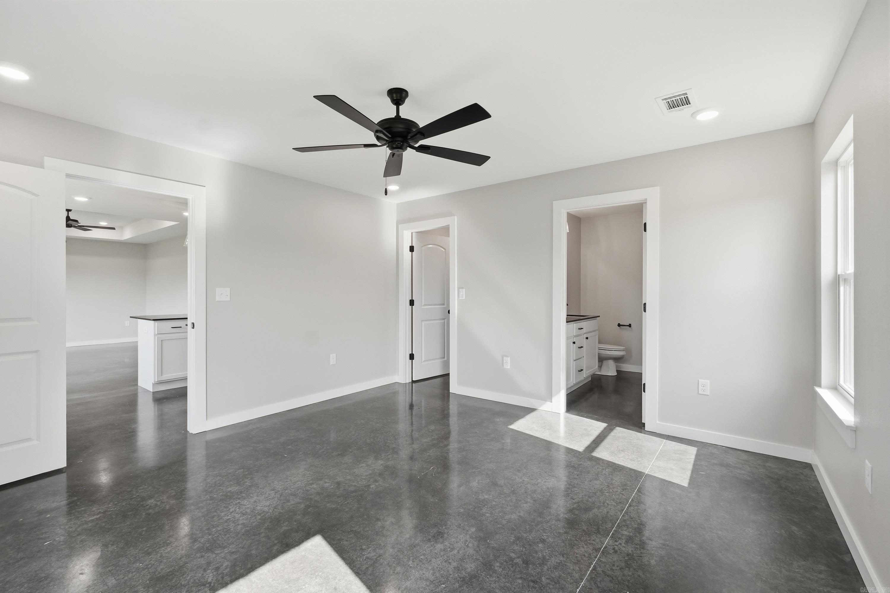 PARKWAY ESTATE - Residential
