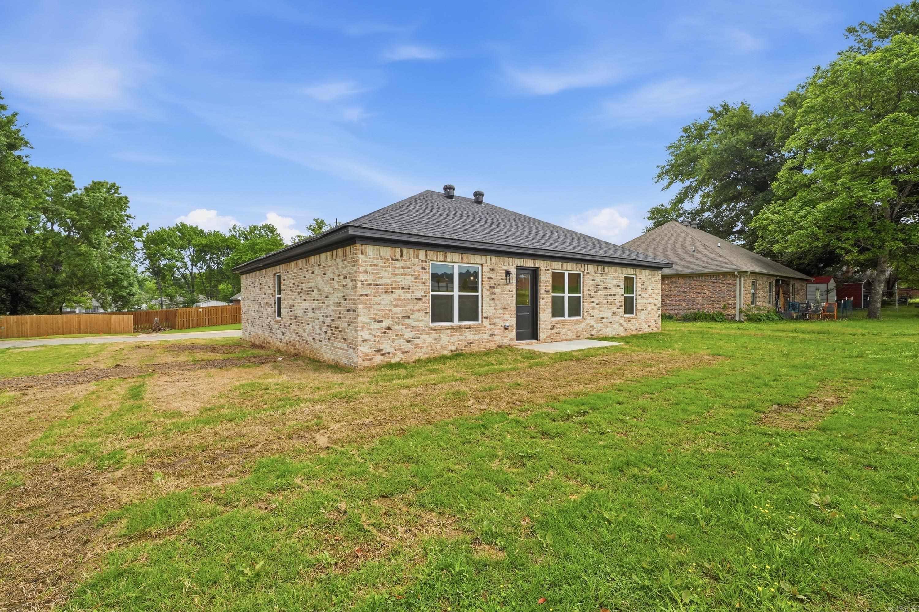 PARKWAY ESTATE - Residential