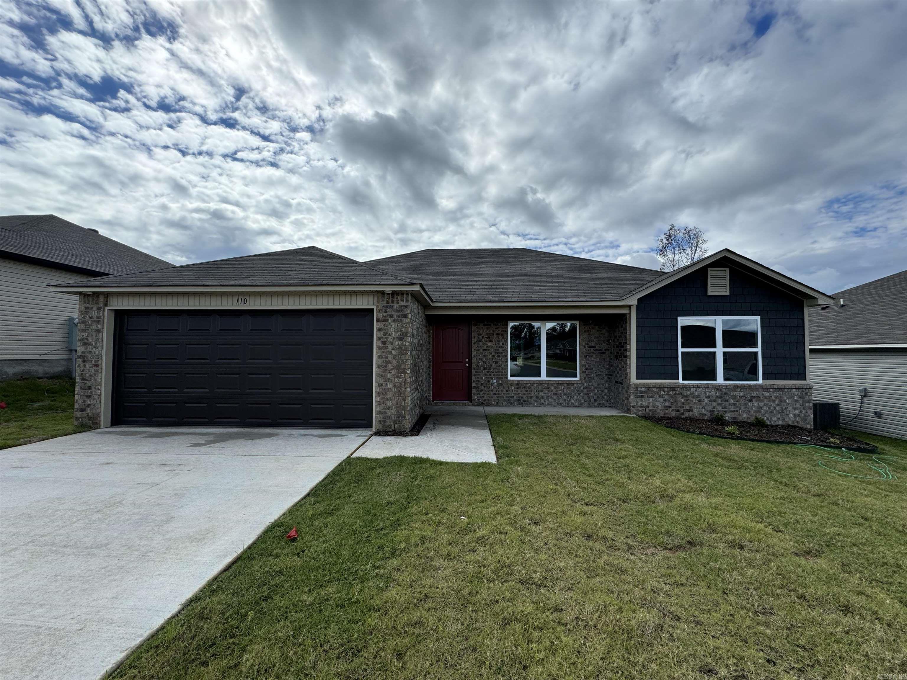 STAGECOACH MEADOWS - Residential