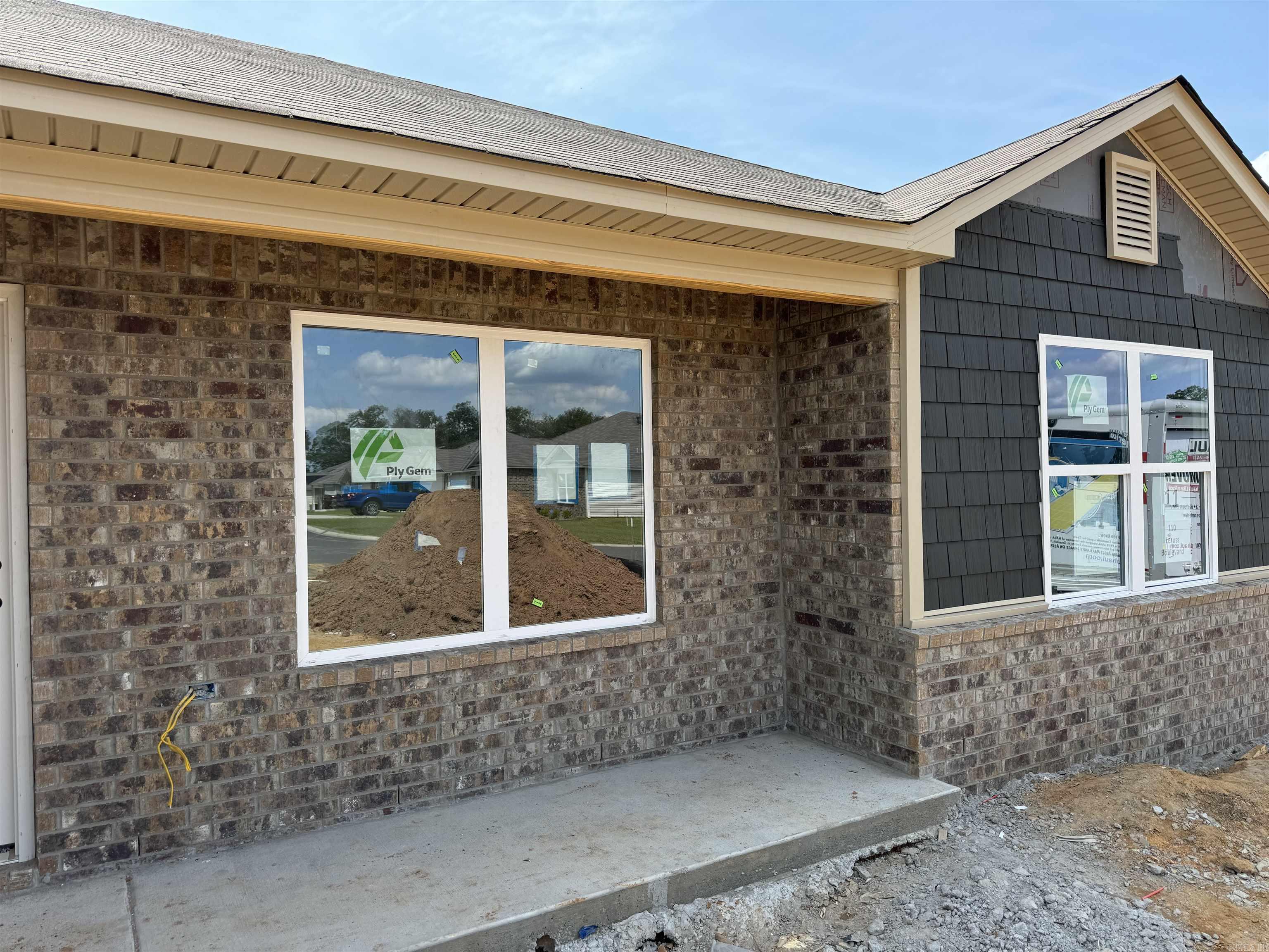 STAGECOACH MEADOWS - Residential