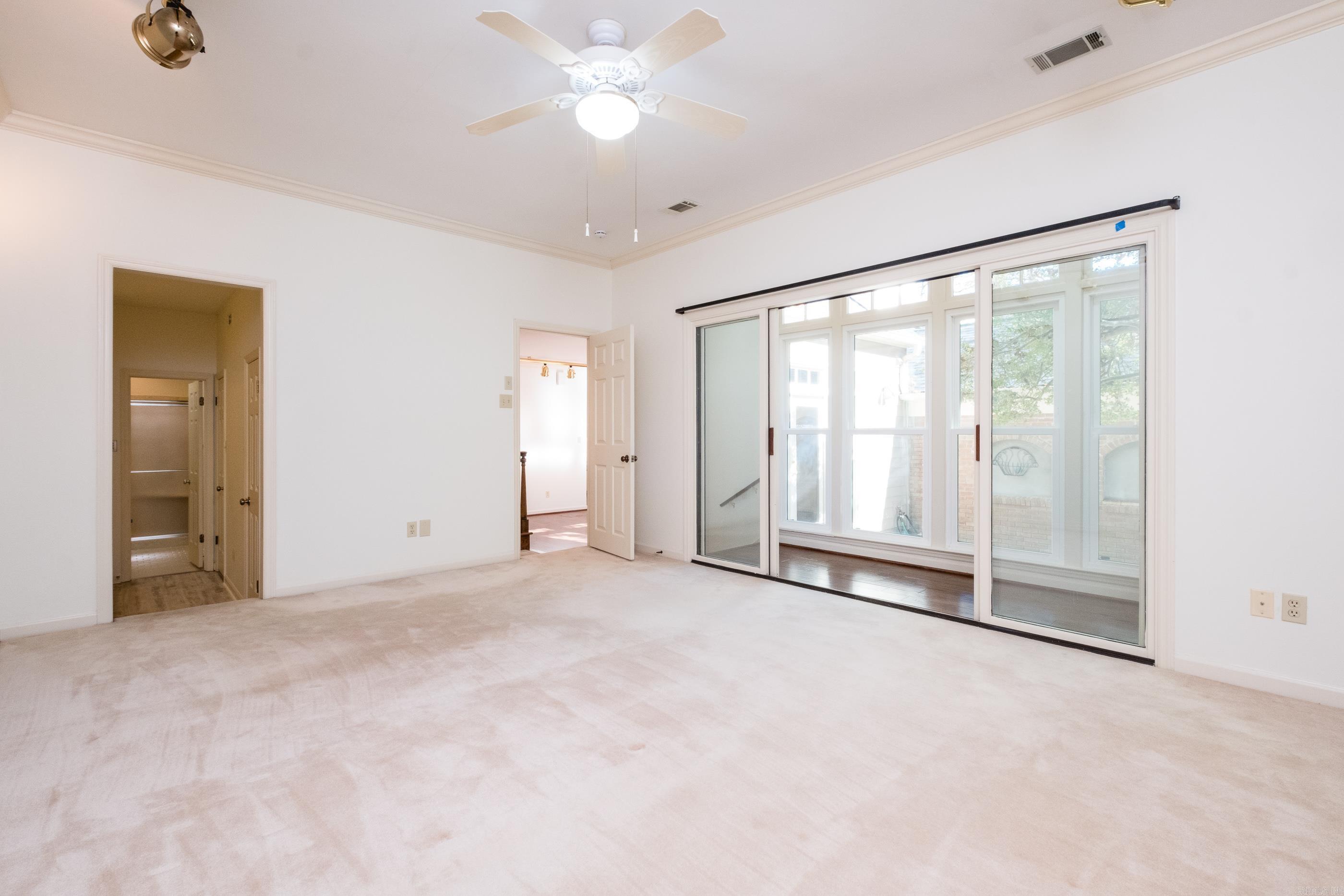 WINDSOR CT TOWNHOMES HPR - Residential