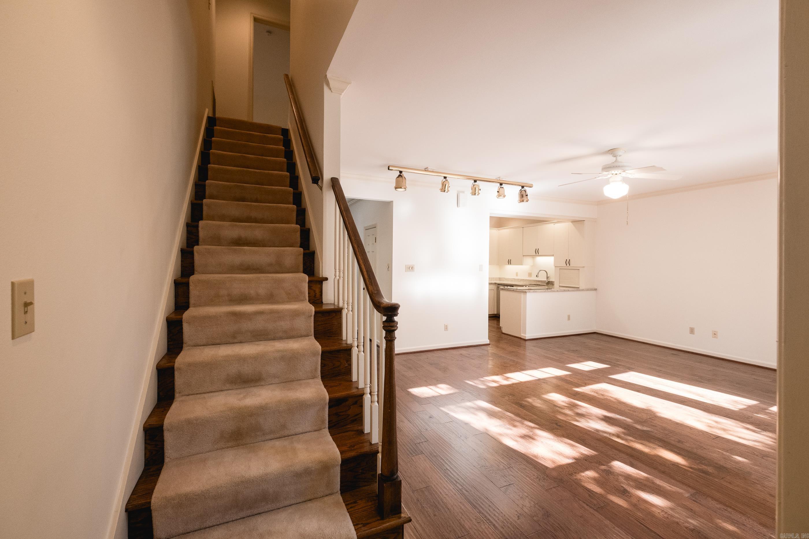 WINDSOR CT TOWNHOMES HPR - Residential