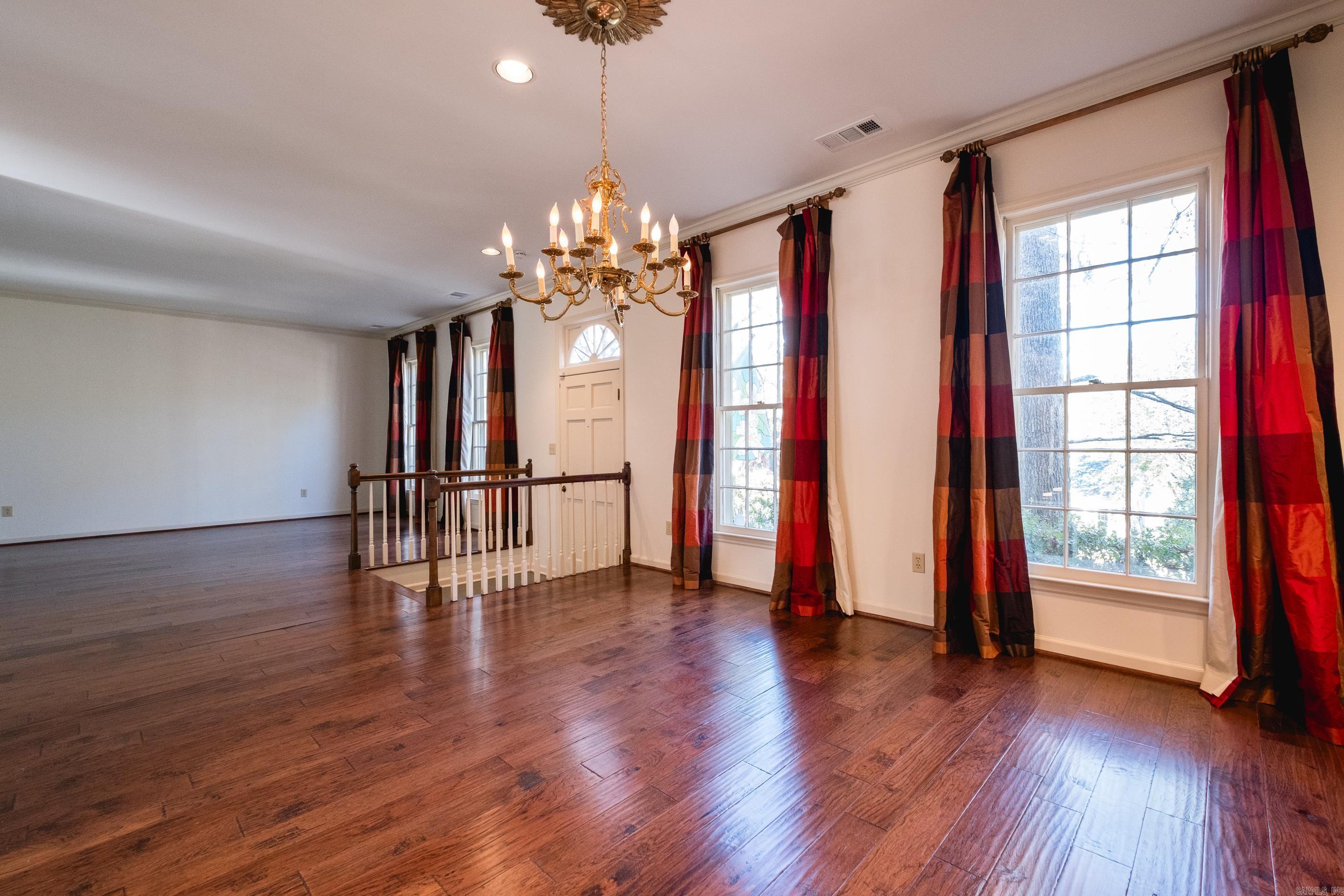 WINDSOR CT TOWNHOMES HPR - Residential