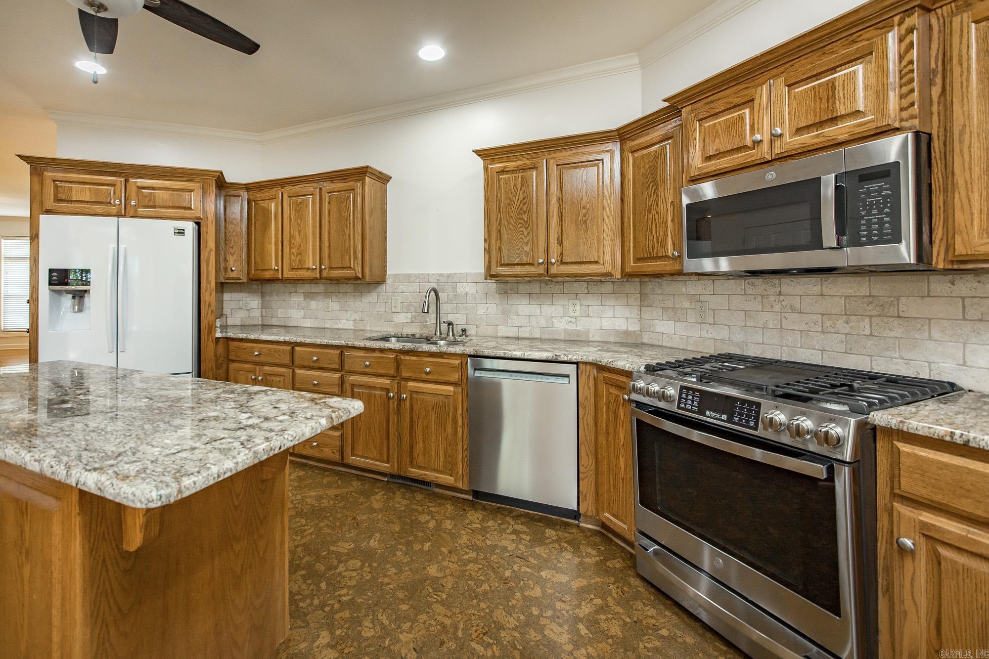 PEBBLE BEACH WOODS ADDN - Residential