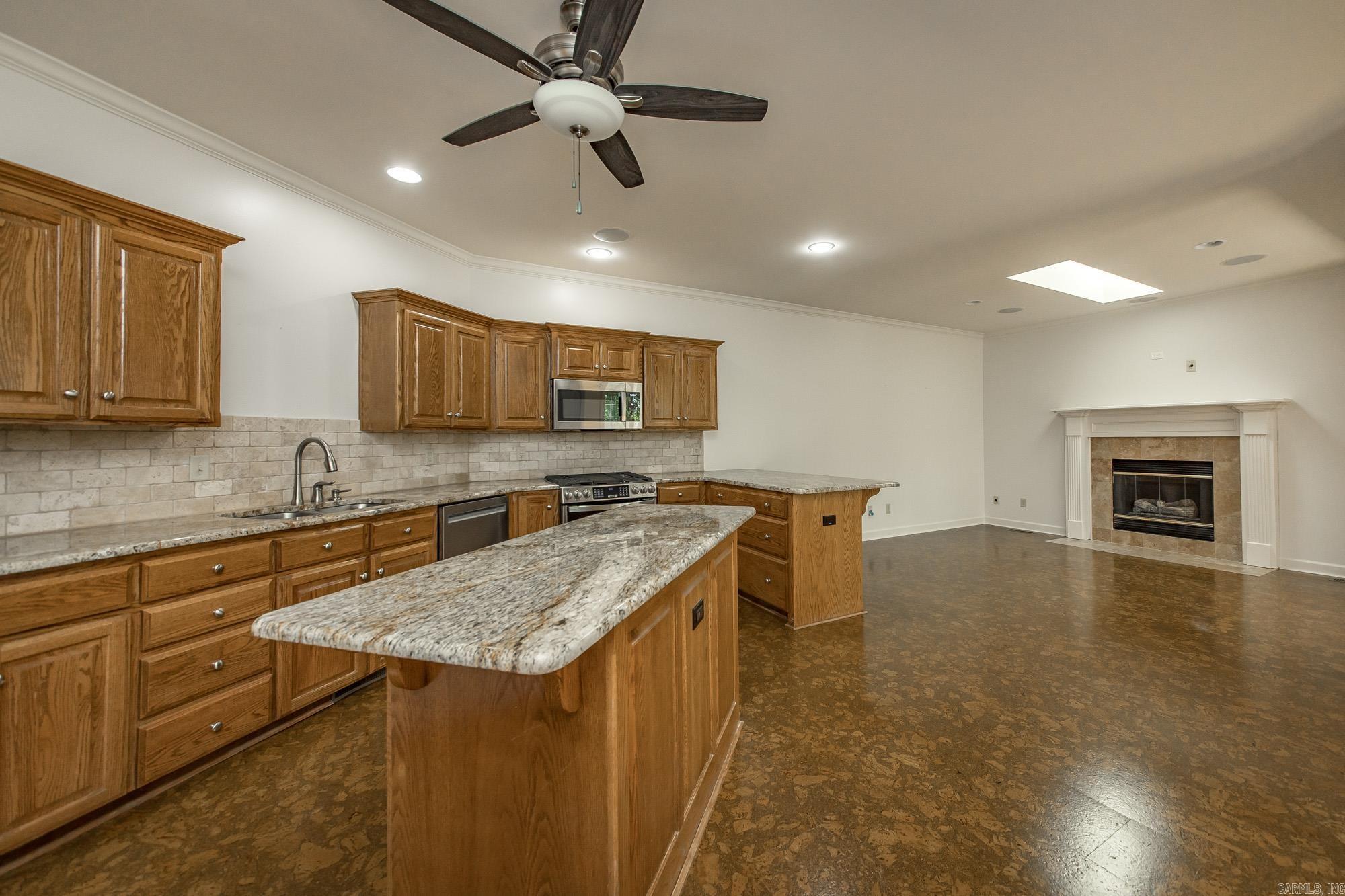 PEBBLE BEACH WOODS ADDN - Residential