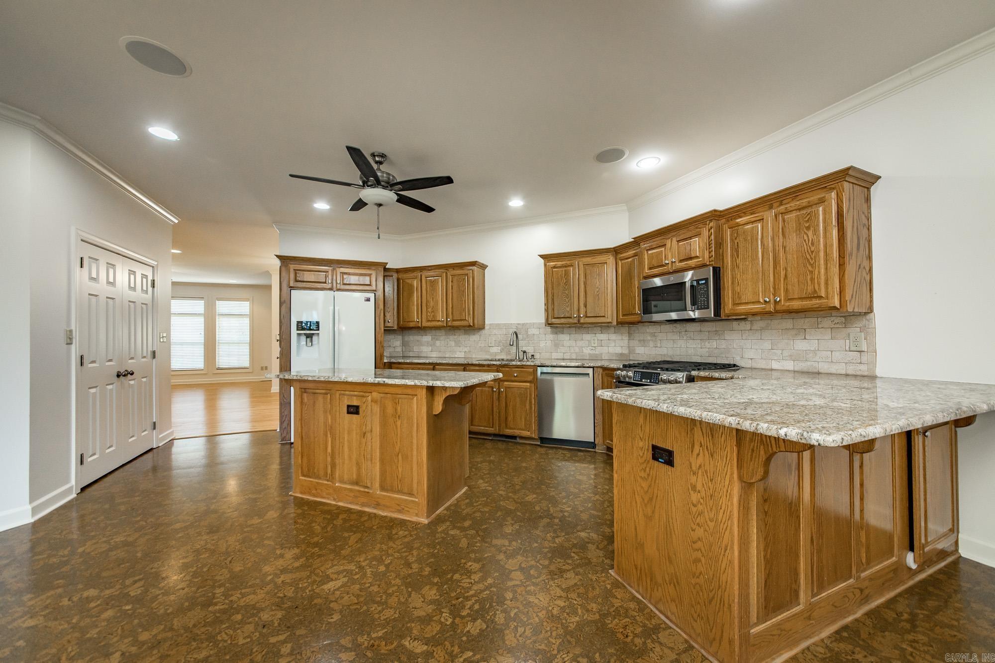PEBBLE BEACH WOODS ADDN - Residential
