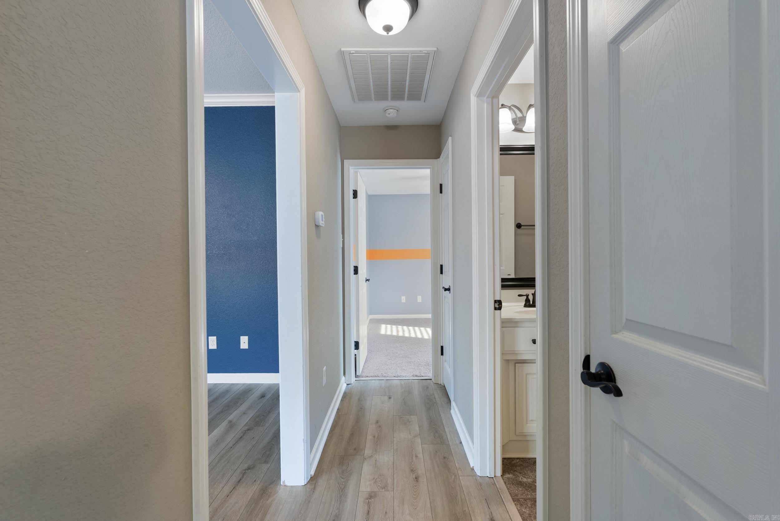 CROSS CREEK - Residential