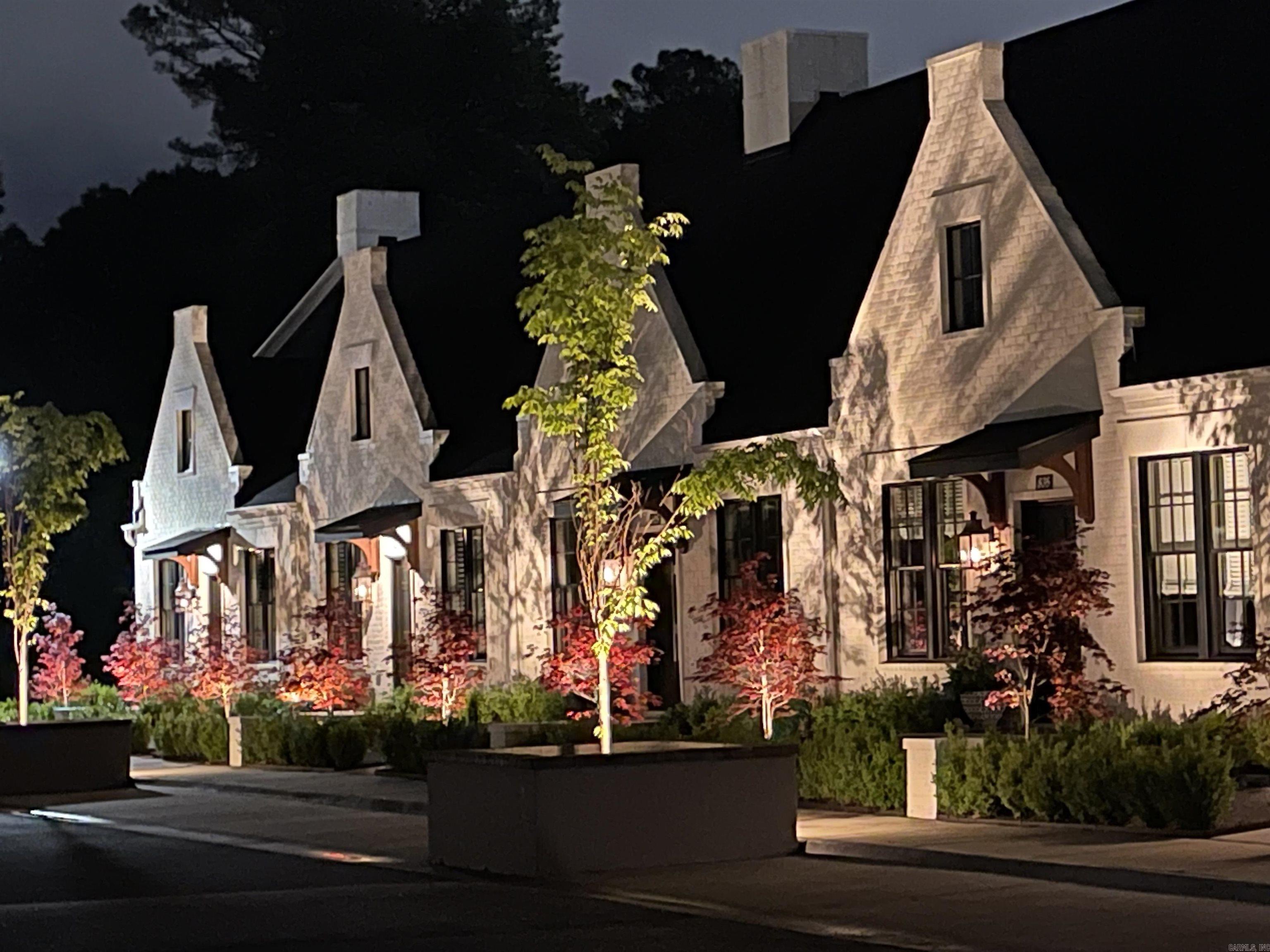 VILLAGE @ HENDRIX - Residential