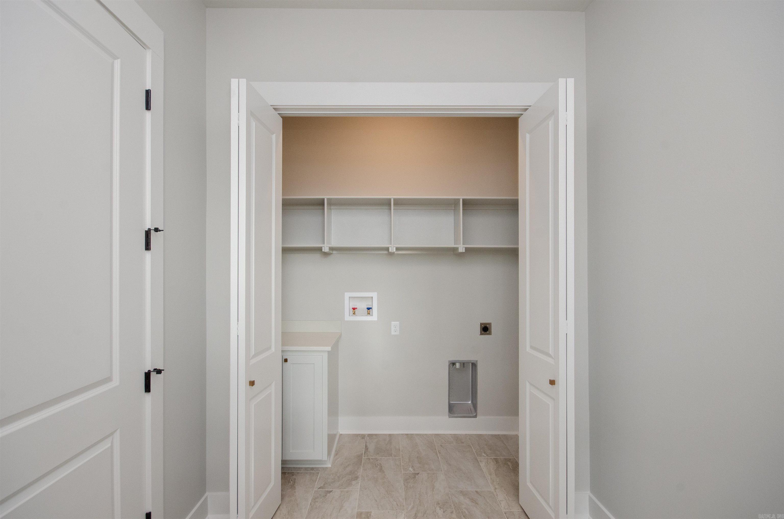 VILLAGE @ HENDRIX - Residential