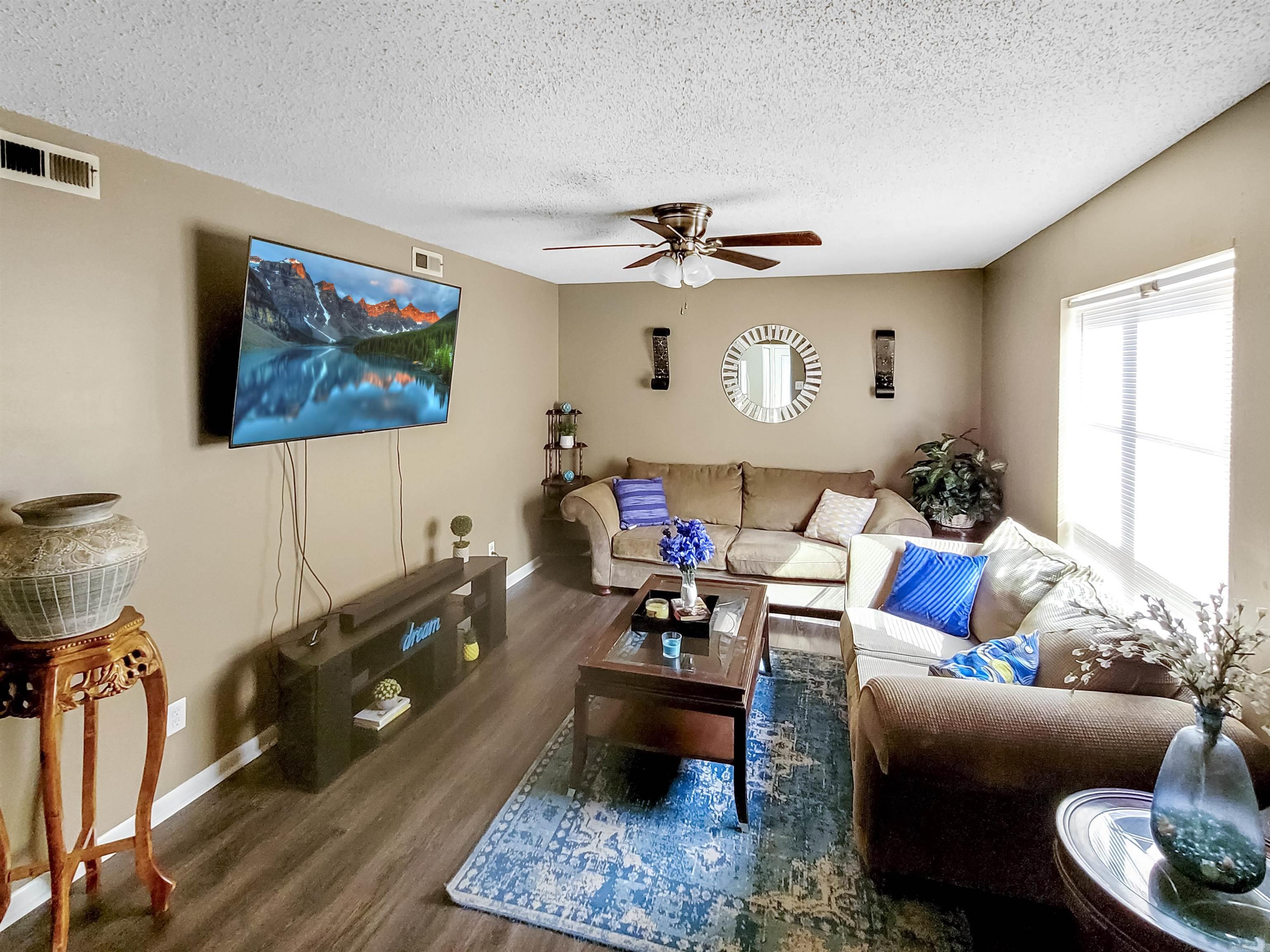 SOUTH BRIARFIELD - Residential