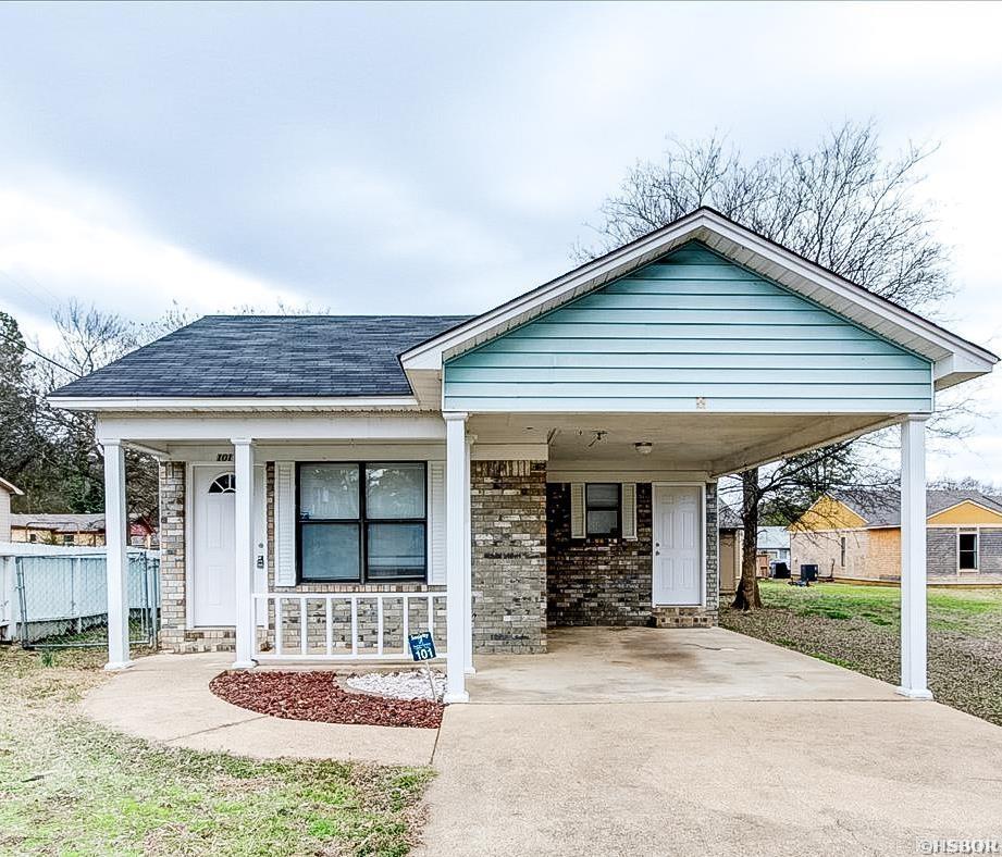 This charming 3-bedroom, 2-bathroom home is an active short-term rental with a valid permit already in place, making it the perfect option for investors or those looking to generate income right away. Located in the highly desirable Lakeside School District, this property sits on a corner, level lot with a one-car covered carport and plenty of additional parking. Inside, you'll find a comfortable, well-maintained layout ideal for guests or full-time living. Just 4 miles from Lakeside School and only 2 miles from Oaklawn Racetrack and Casino, this home offers convenience, entertainment, and great rental potential all in one package. Whether you're looking for a vacation rental, weekend getaway, or full-time residence with income potential, this one checks all the boxes. Don’t miss this opportunity to own a fully operating STR in a prime Hot Springs location!