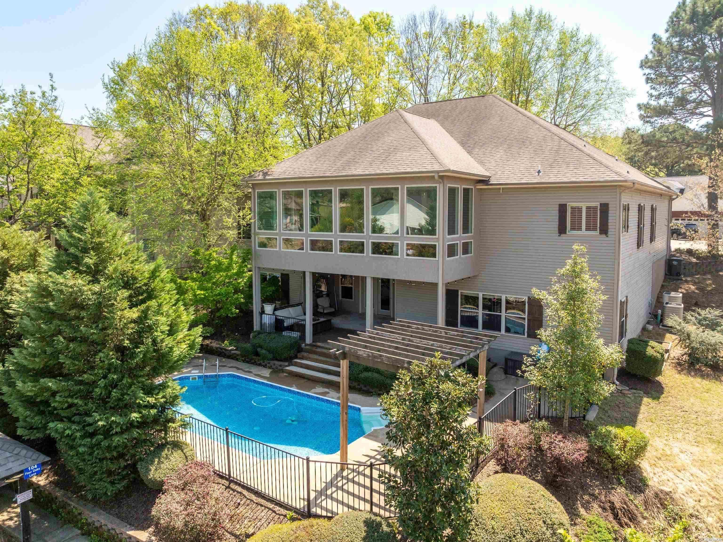 Four Oaks - Residential