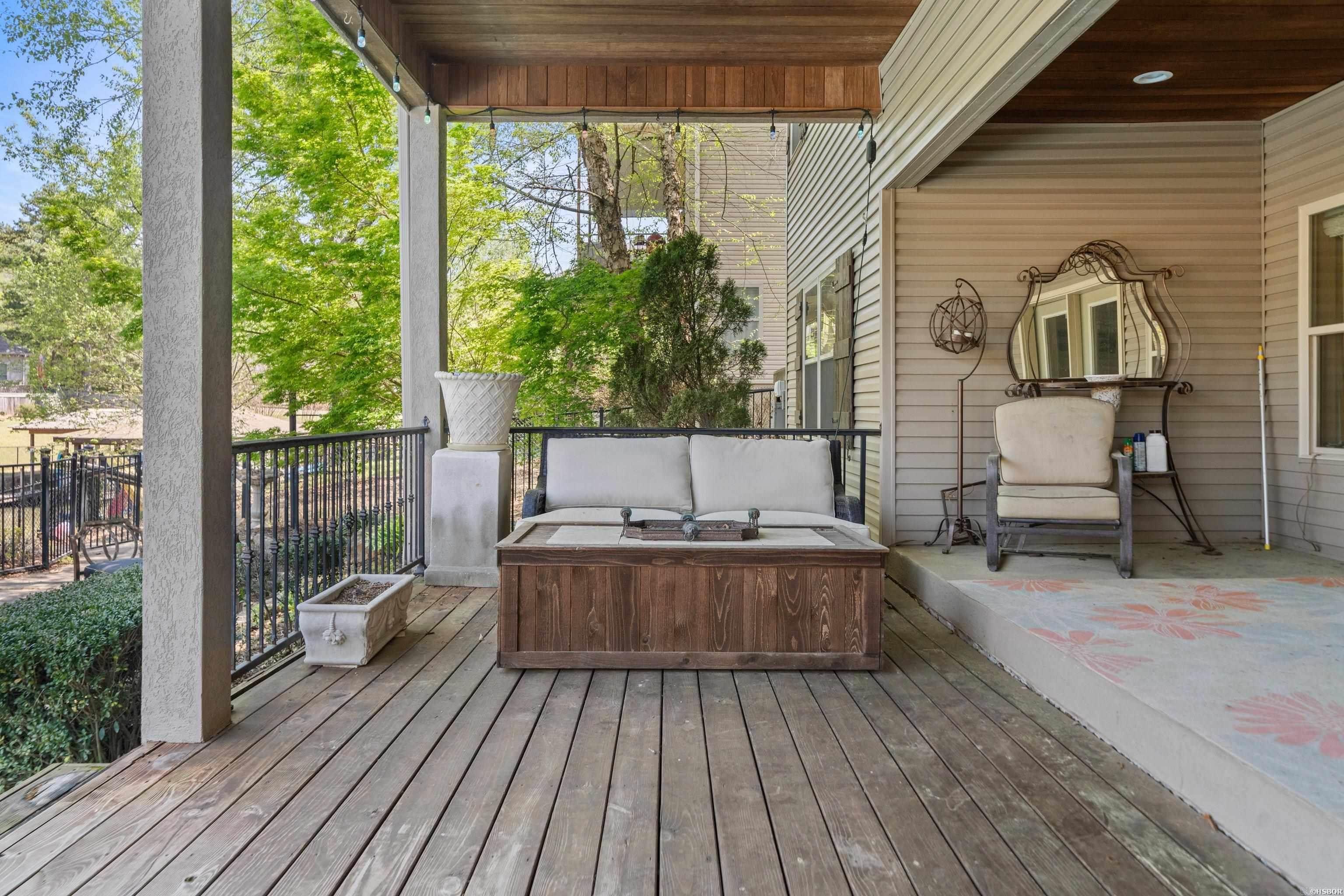 Four Oaks - Residential