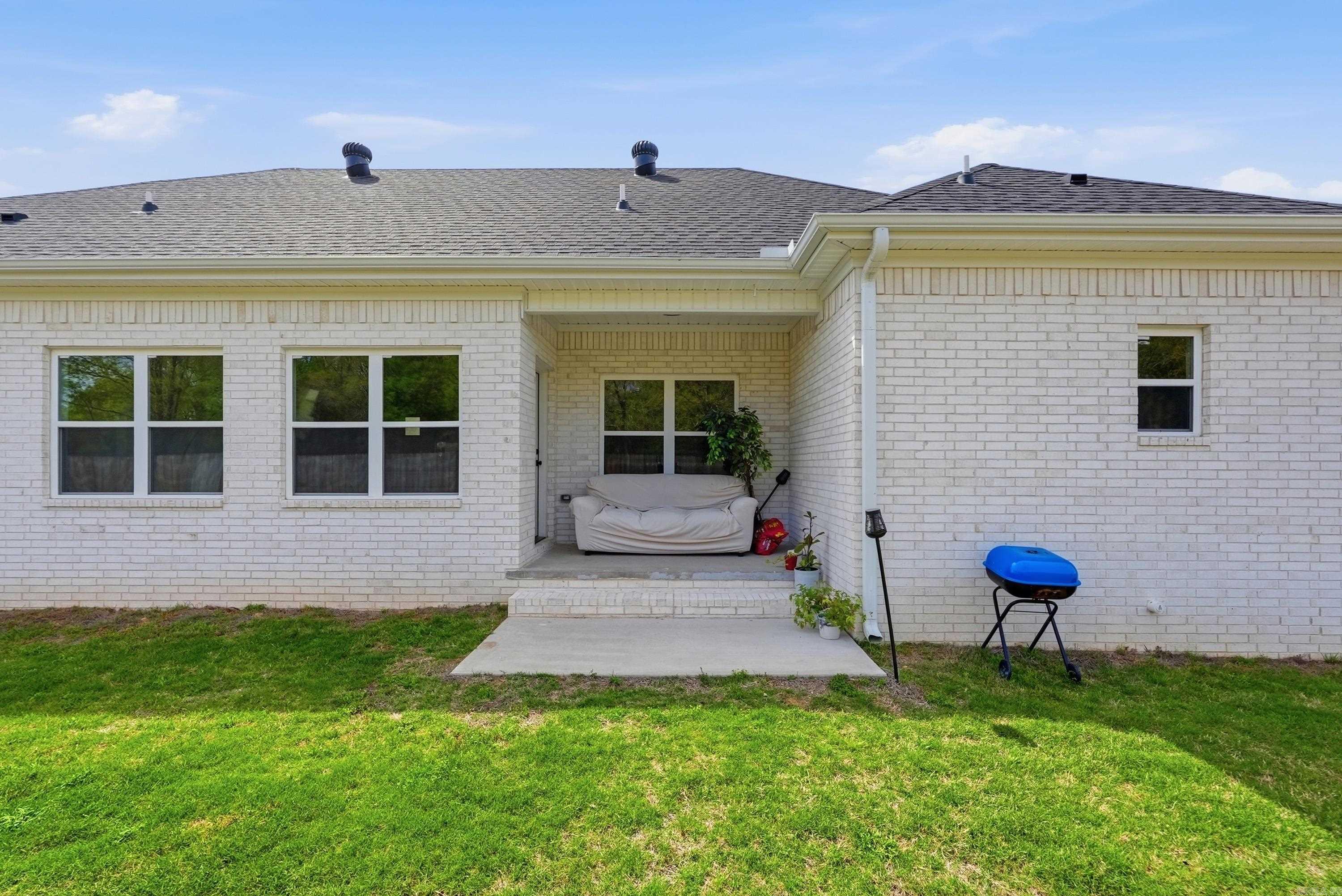 East Meadow - Residential