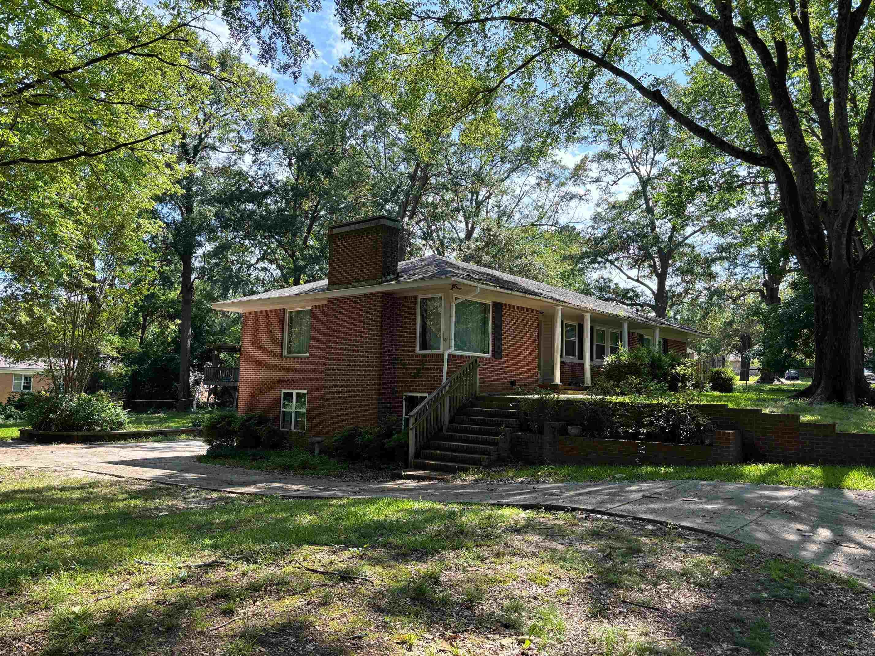 Thompson Heights - Residential