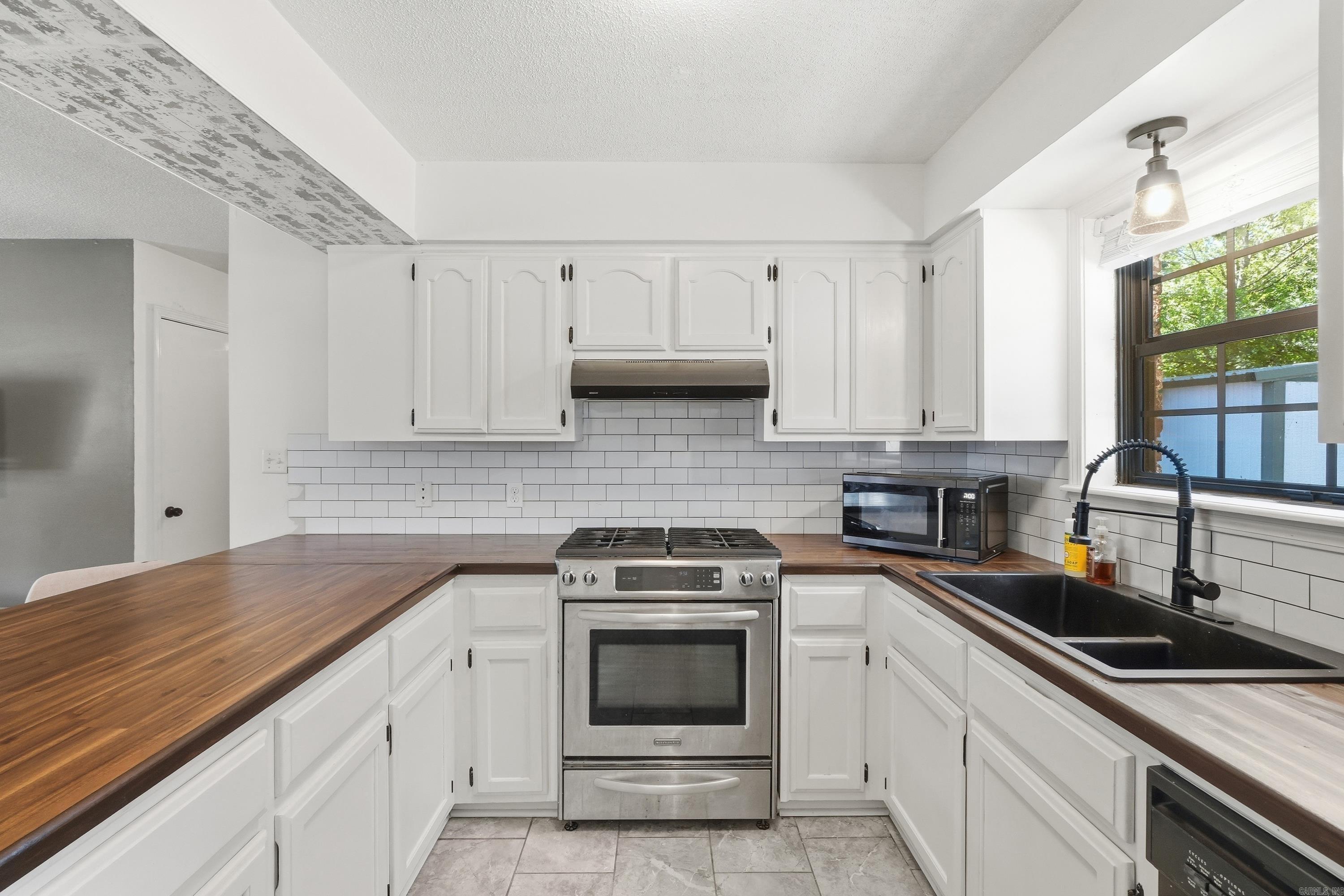 MEADOW CREEK - Residential