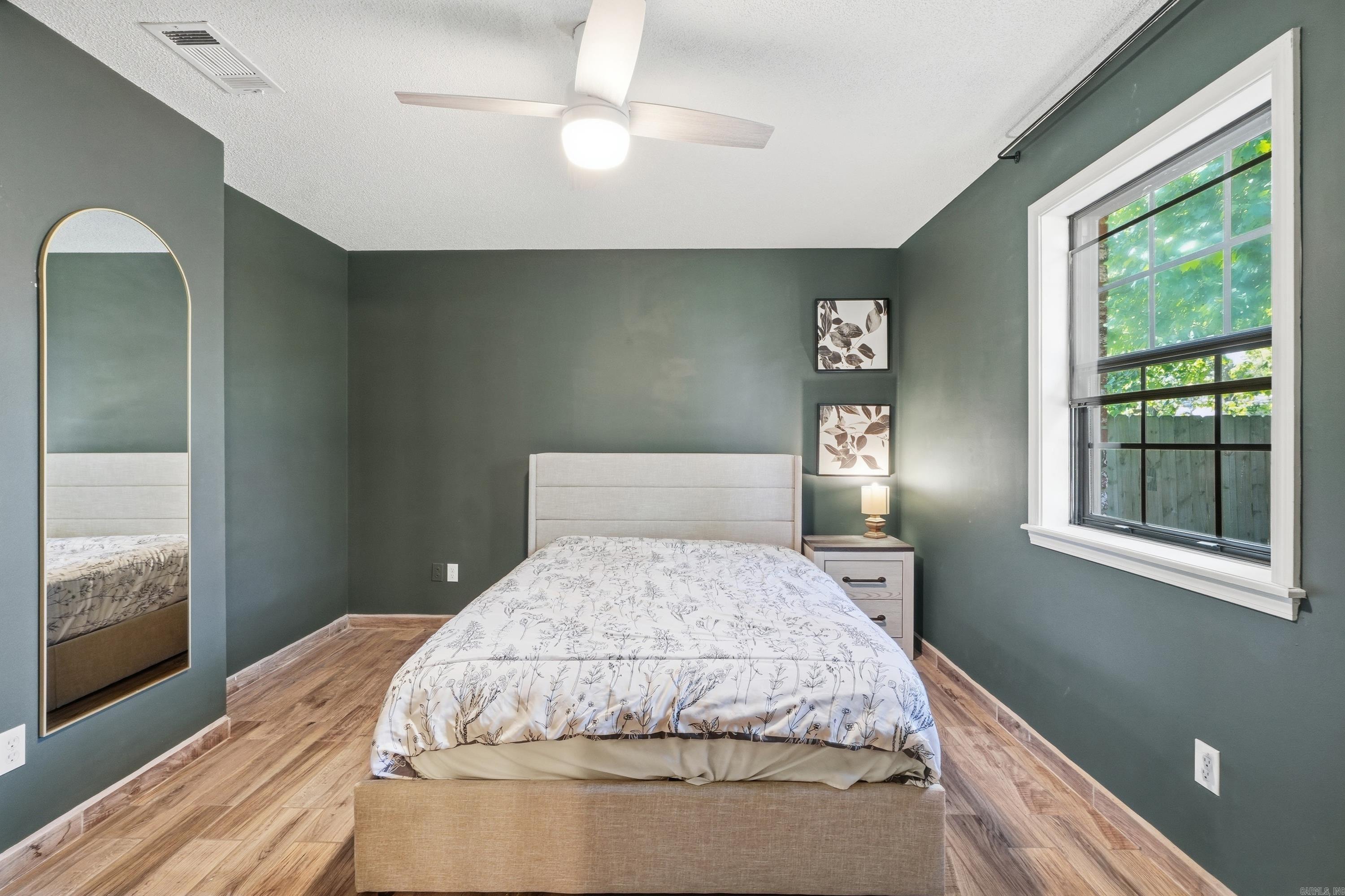 MEADOW CREEK - Residential
