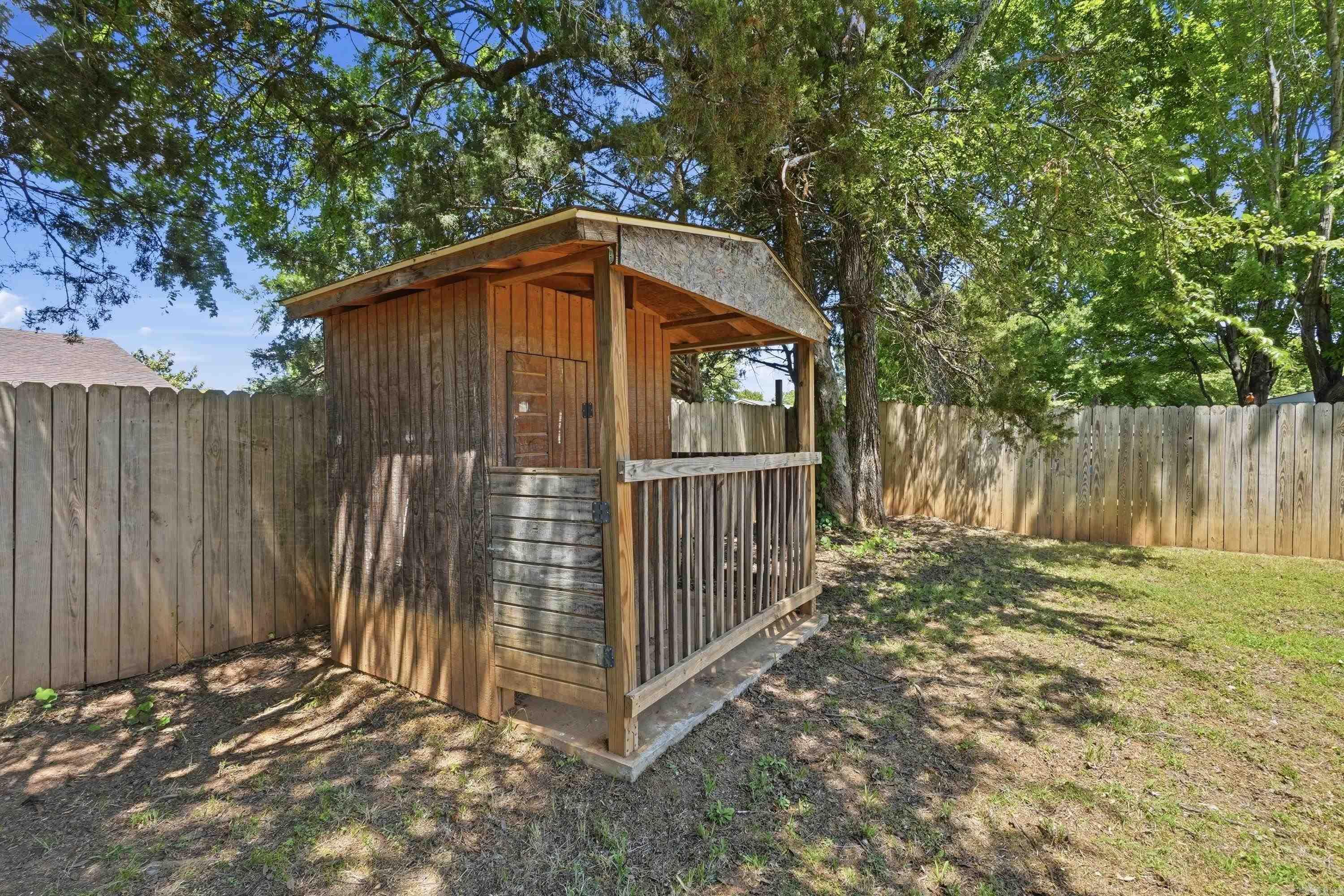 MEADOW CREEK - Residential