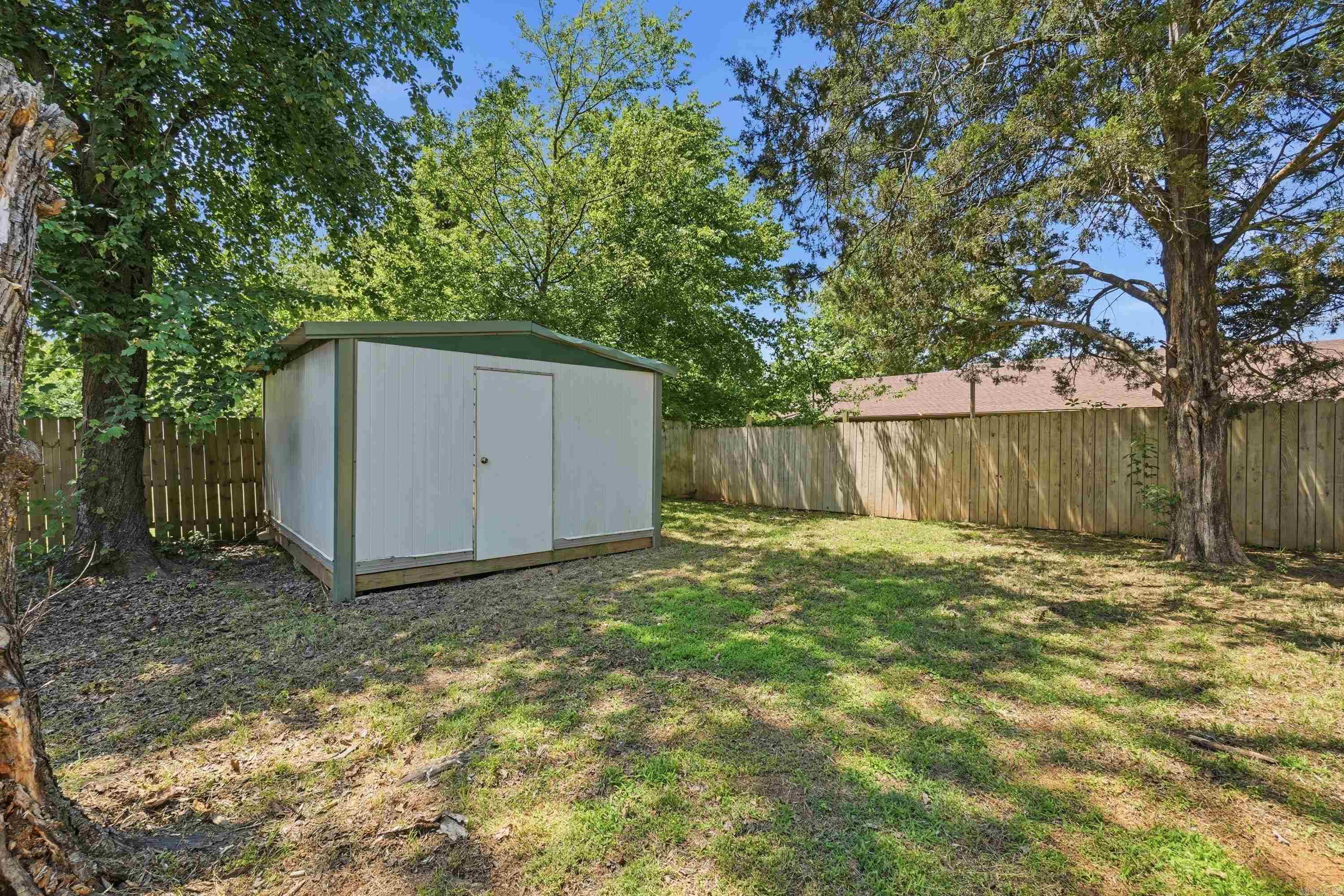MEADOW CREEK - Residential