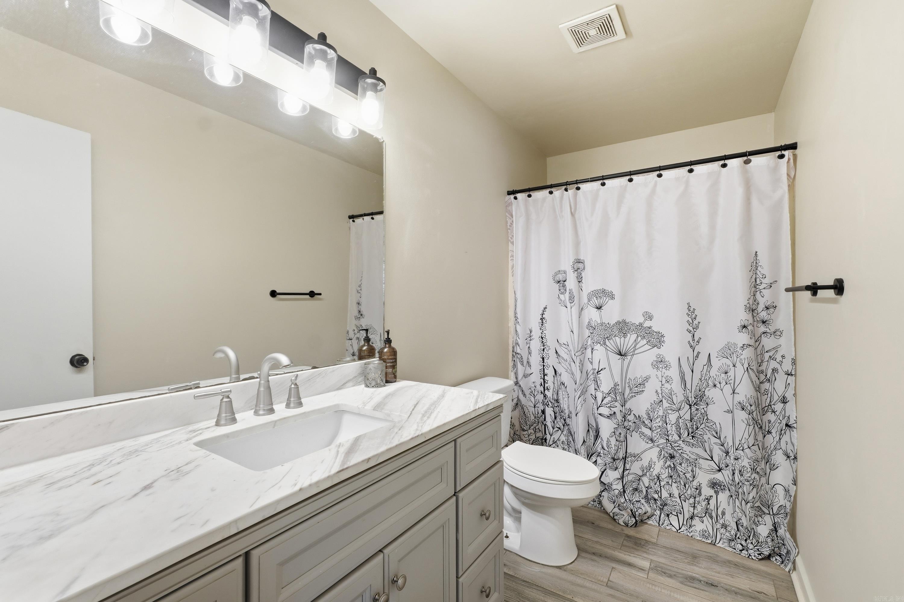 MEADOW CREEK - Residential