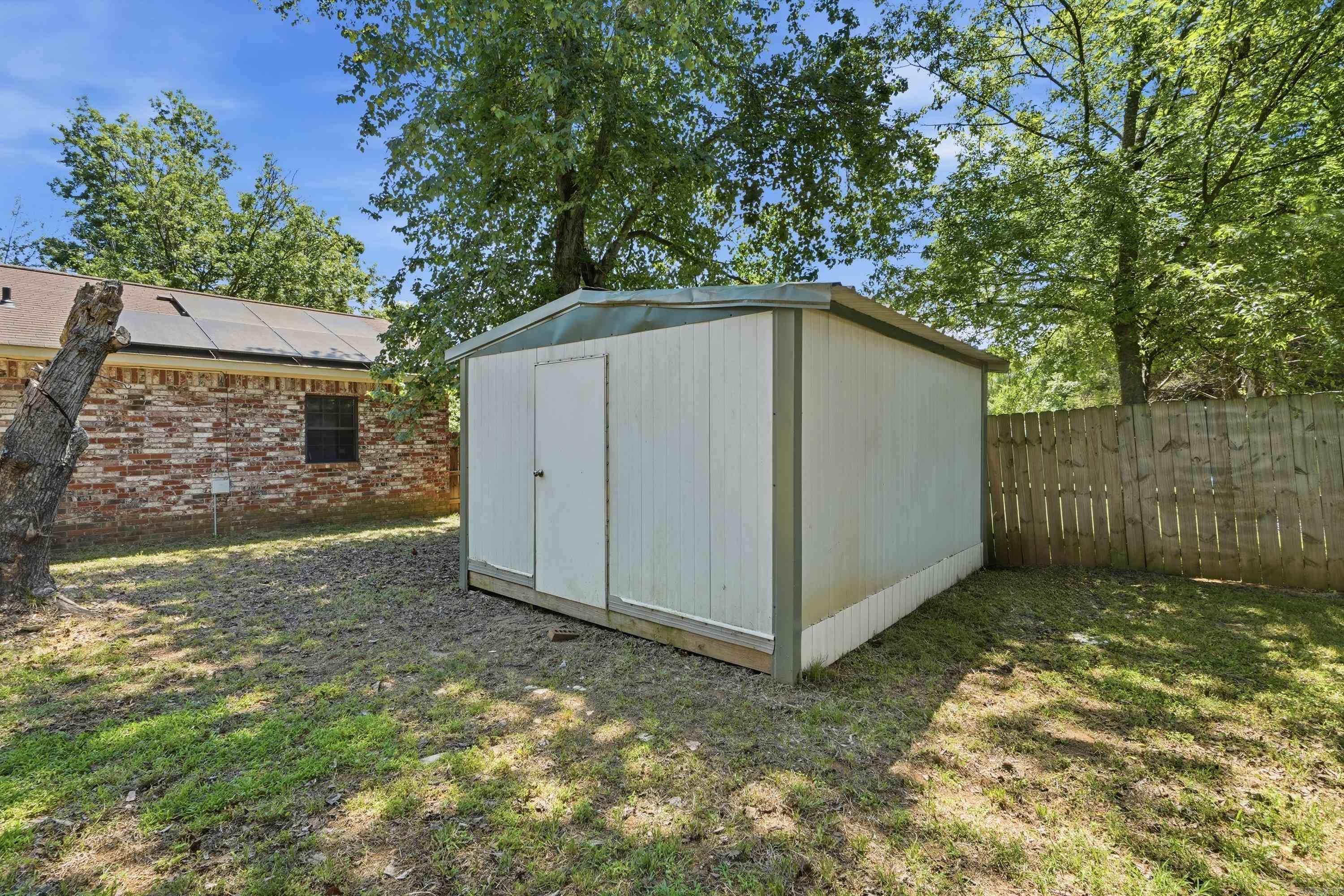 MEADOW CREEK - Residential