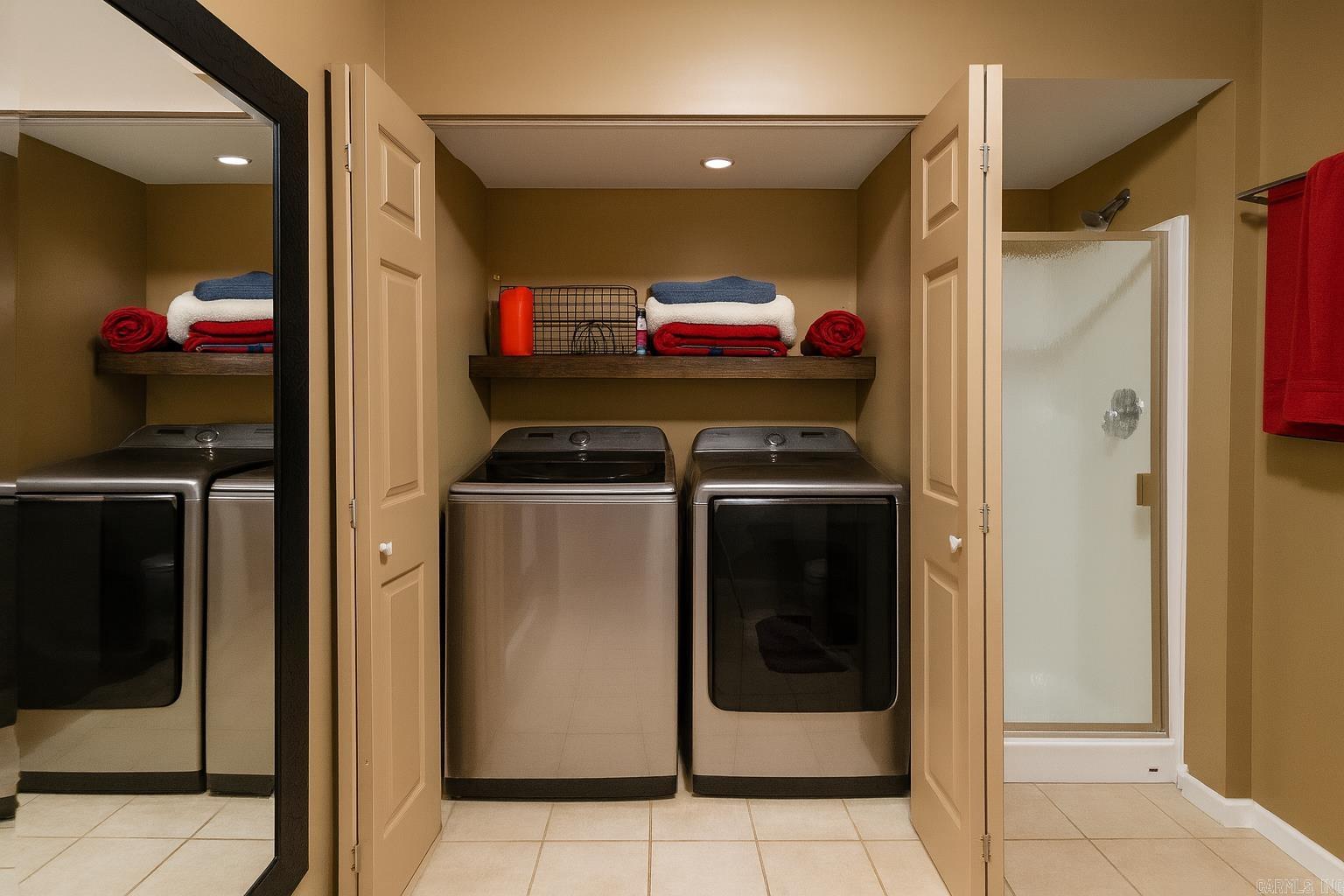 PLEASANT VIEW - Residential