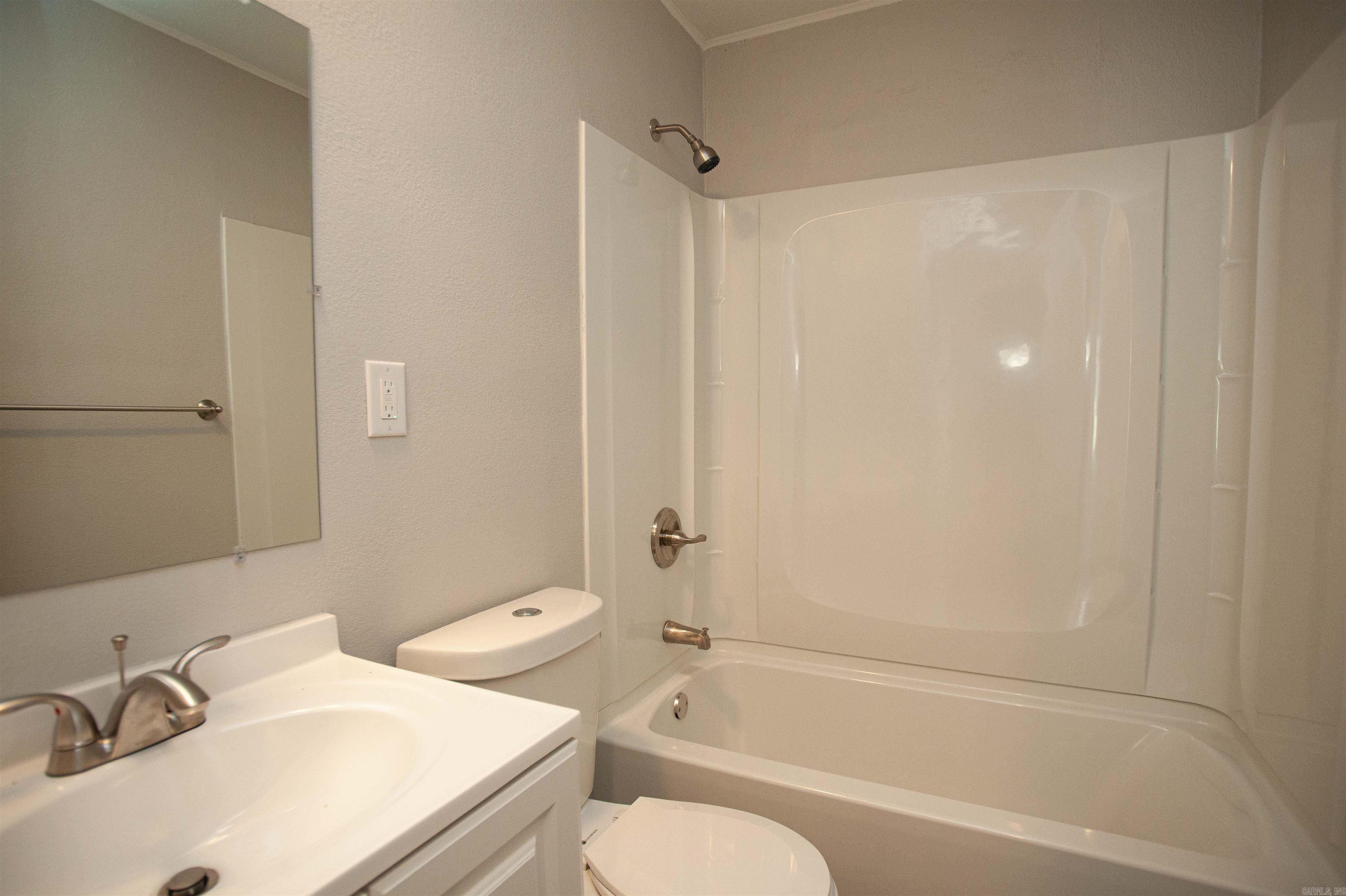 Bushmeyers Annex #1 - Residential Lease