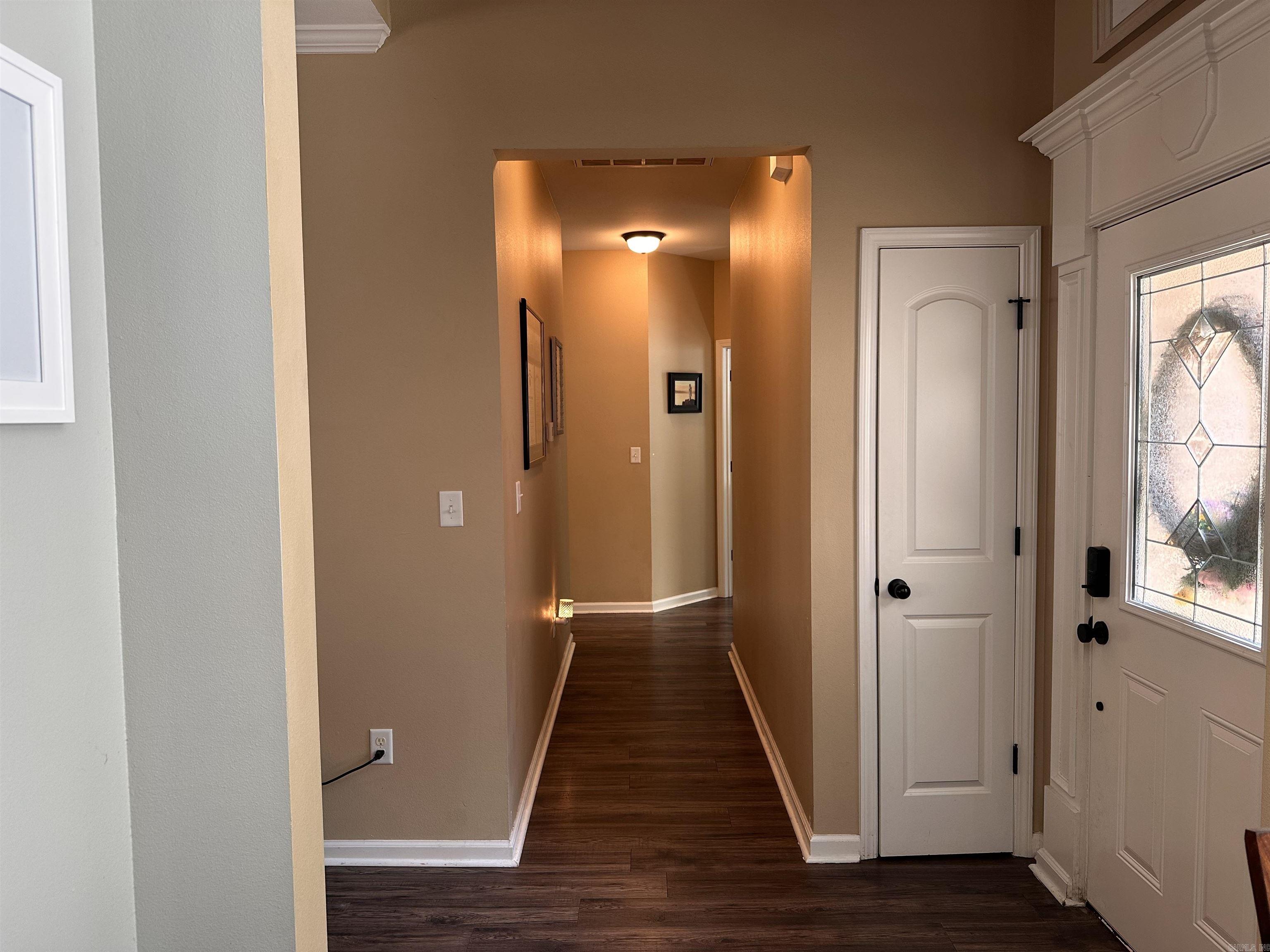 OAK MANOR - Residential