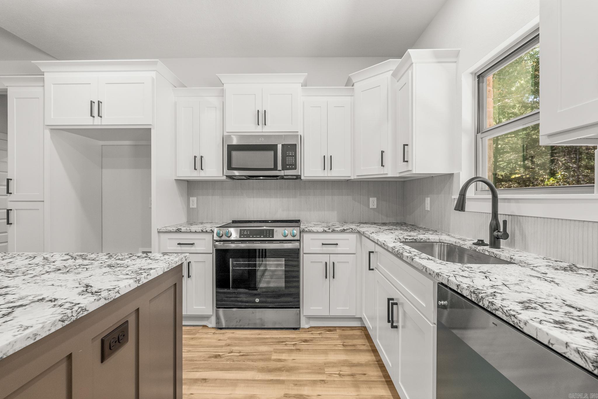 ULES WATSON PLACE - Residential