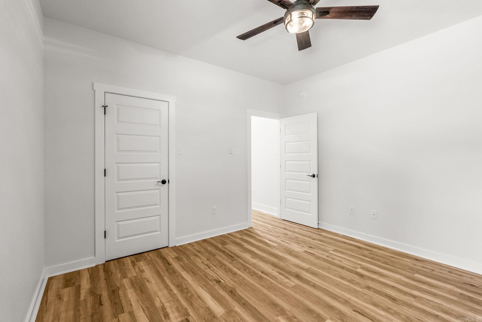 ULES WATSON PLACE - Residential