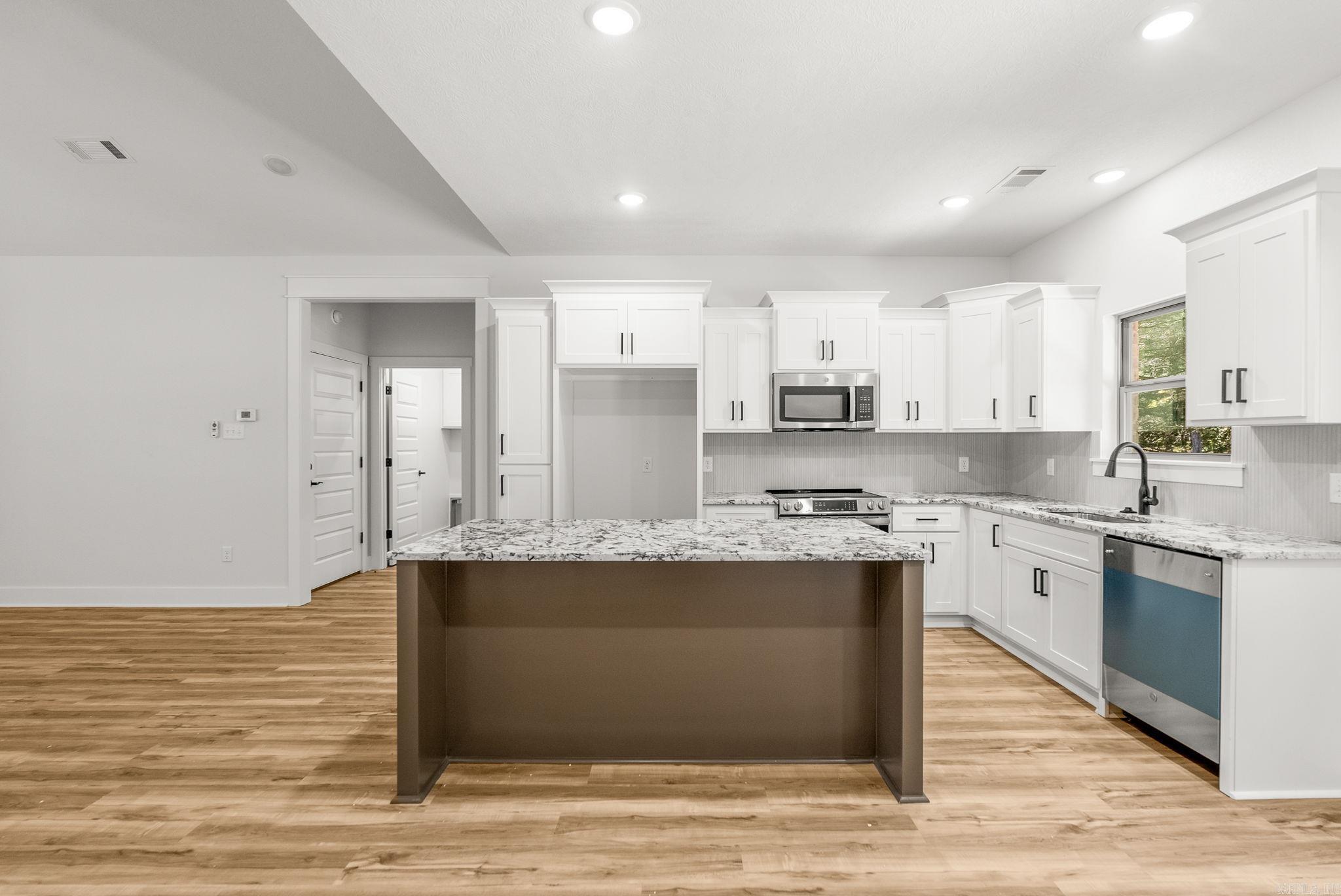 ULES WATSON PLACE - Residential